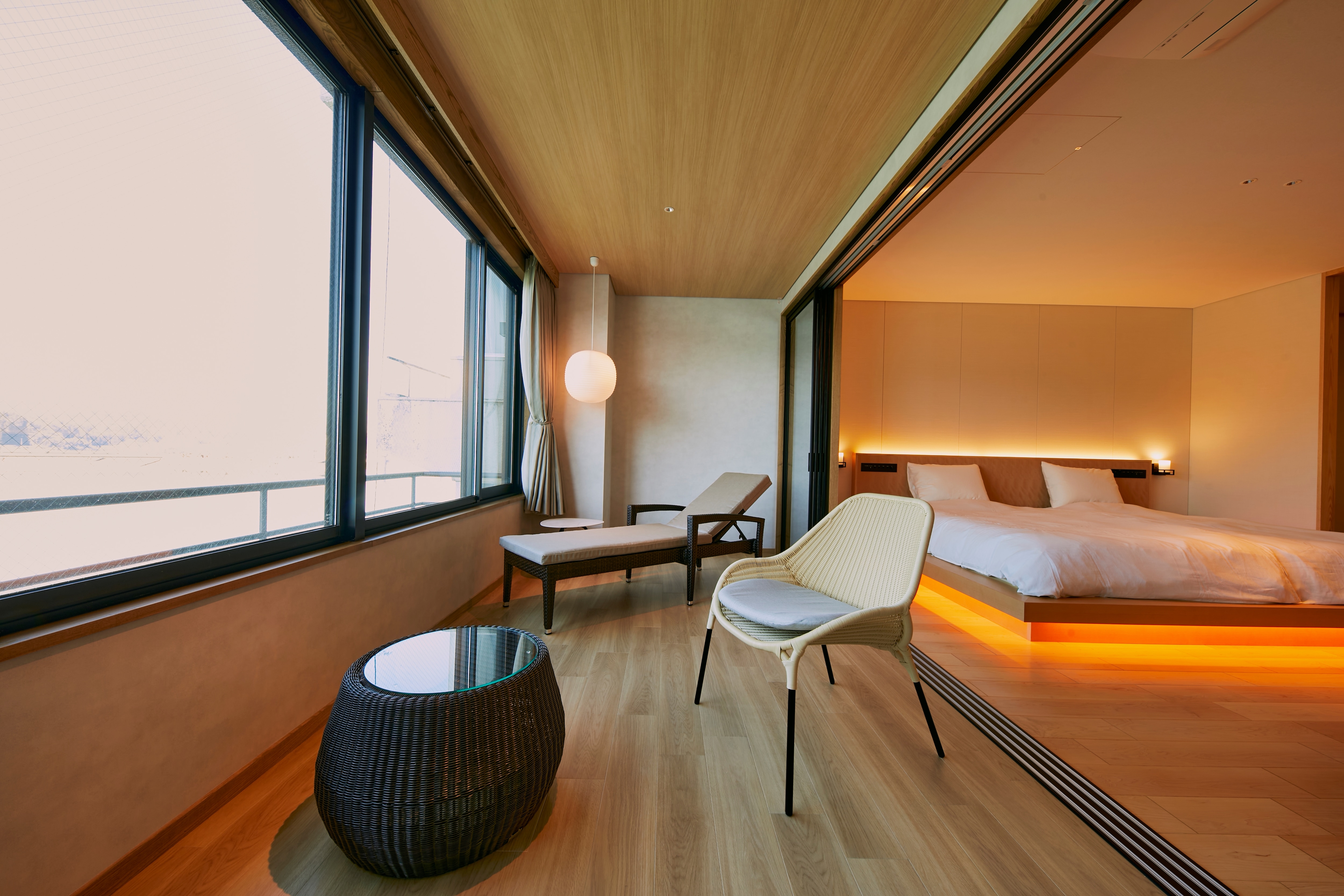 River view relaxation space (Sauna Suite 8)