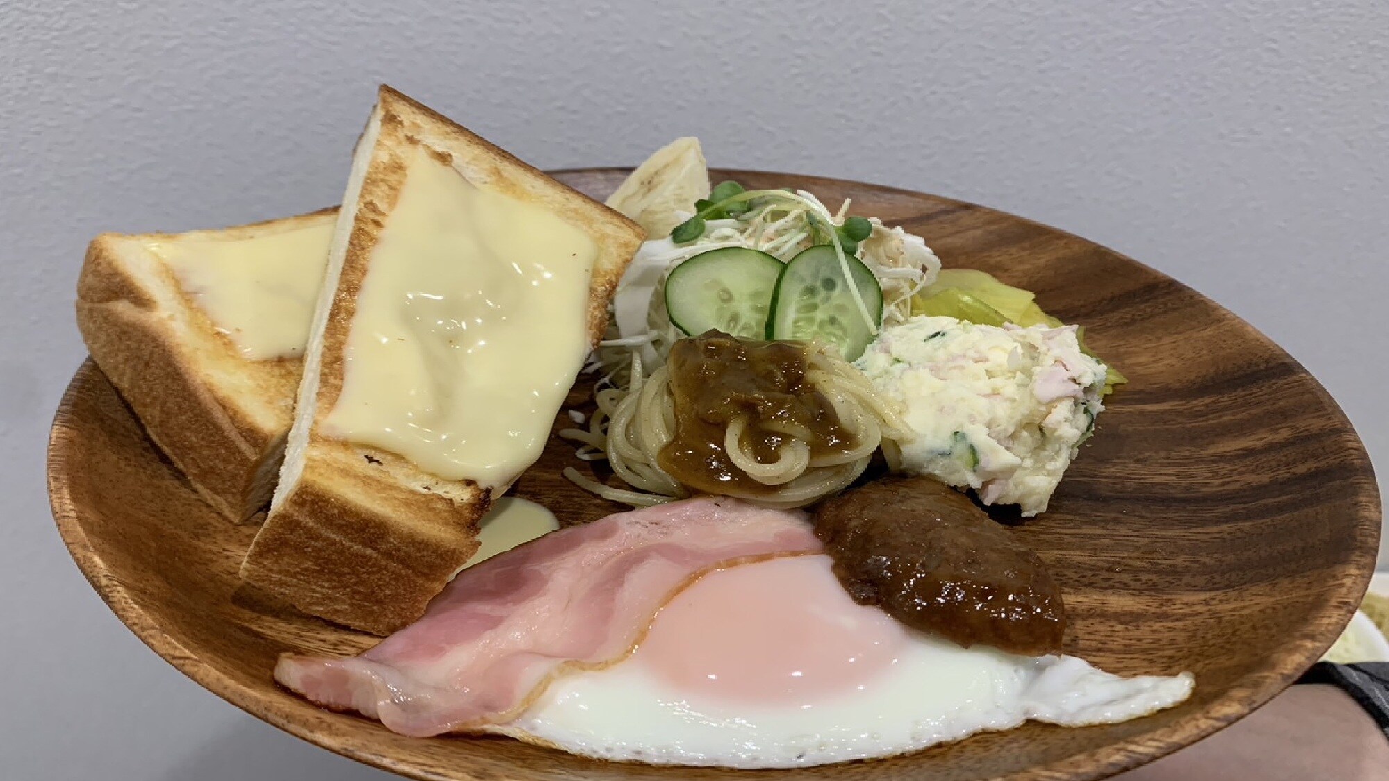 ・Contoh sarapan