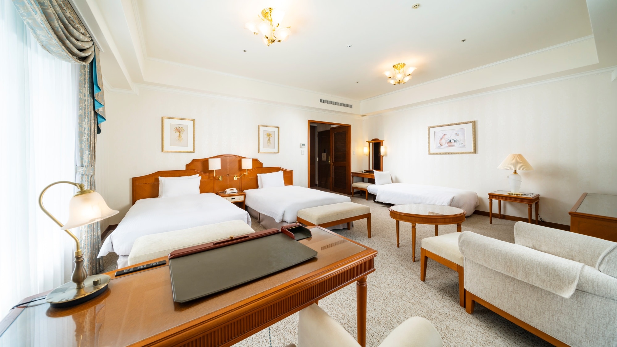 ห้องเอ็กเซ็กคูทีฟ ทริปเปิ้ล [ปลอดบุหรี่]