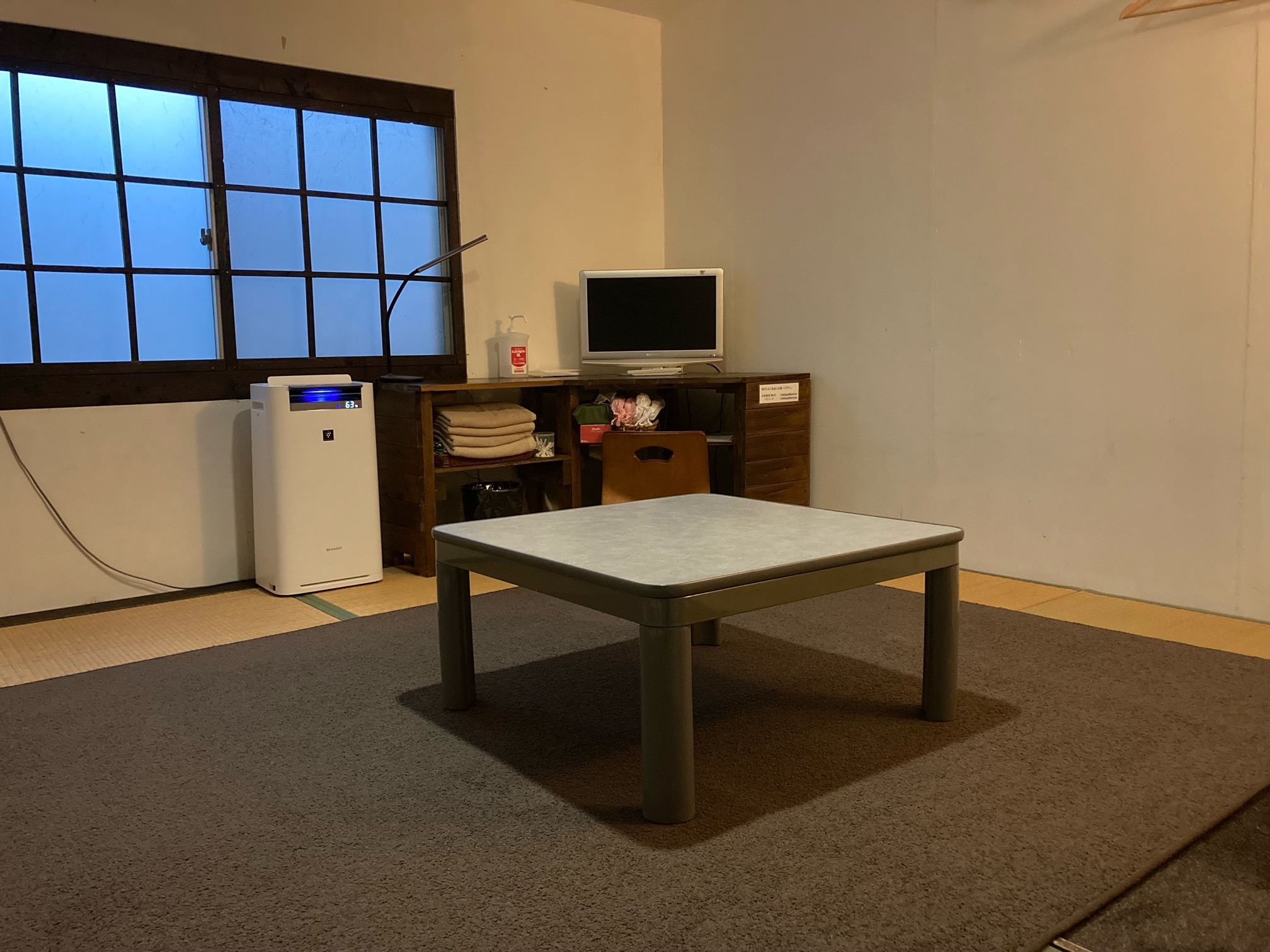 Main building: 8 tatami Japanese-style room