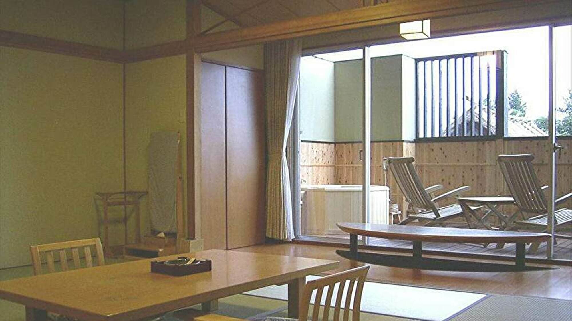 Japanese-style room B with open-air bath