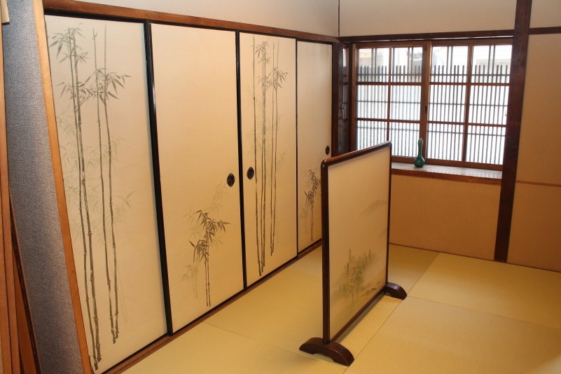 Rising Japanese-style room