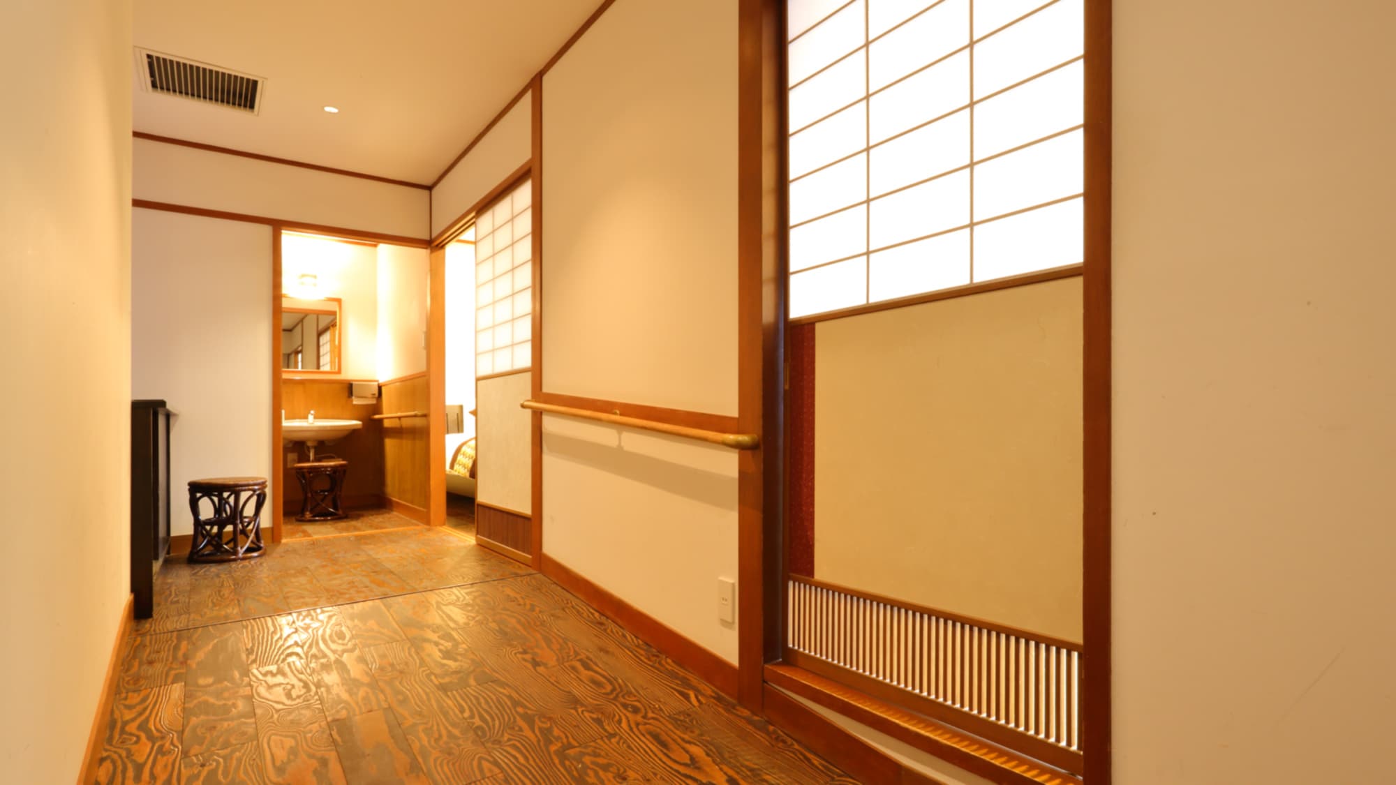 ・ [Guest room with free-flowing hot spring bath] Example