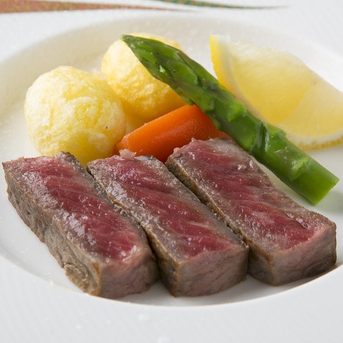[Bespoke] Wagyu mini steak (2,000 yen * tax not included)