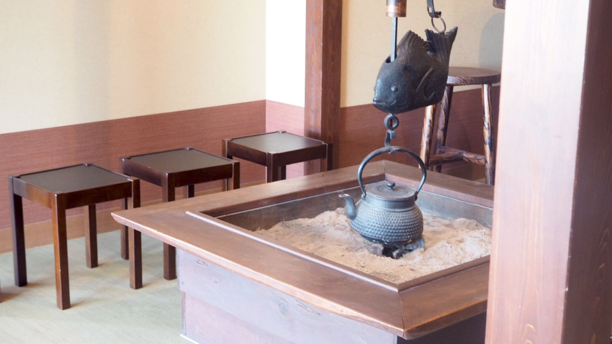 ・ You can also relax in the lobby with a hearth.