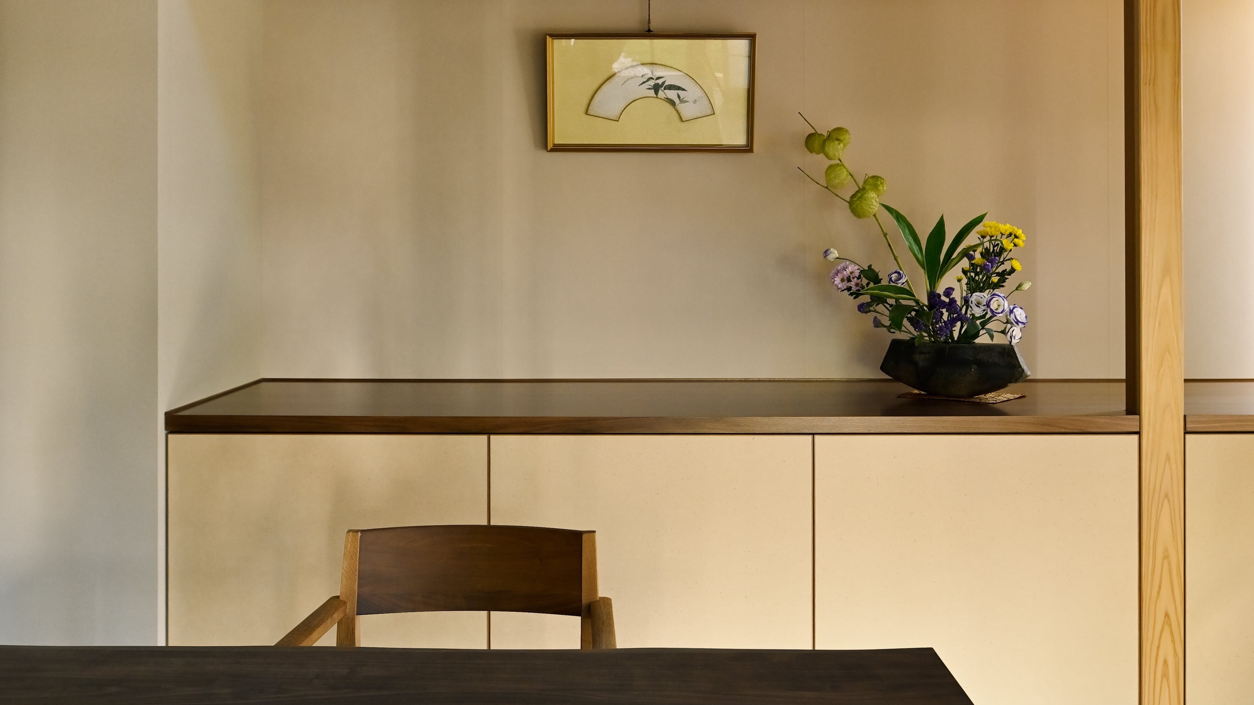 [ห้องกึ่งพิเศษ (ฟูก)] ห้องหลักพร้อมบ่อน้ำพุร้อนกึ่งเปิดโล่ง 8 เสื่อทาทามิ + 6 เสื่อทาทามิ