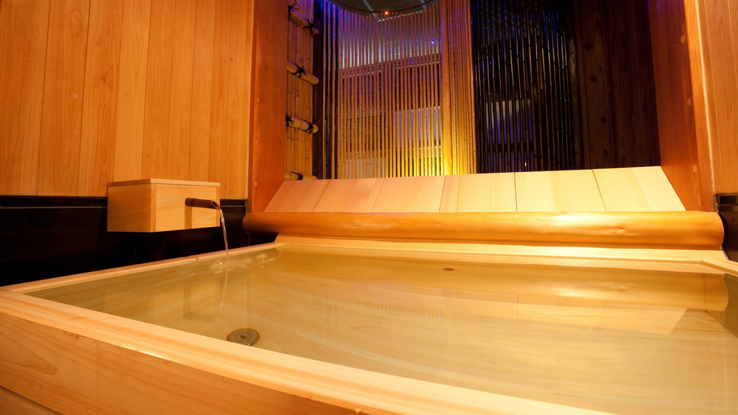 Hinoki bath