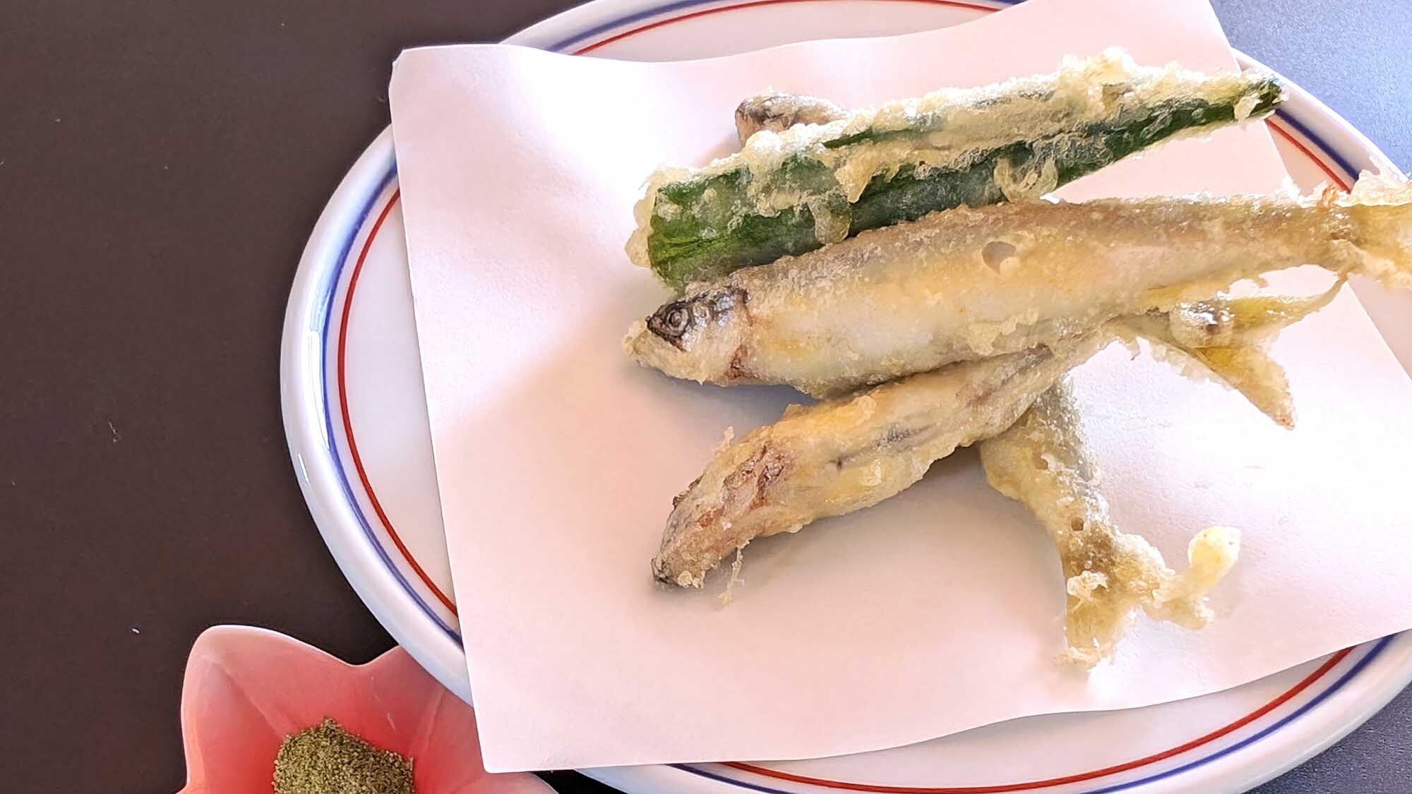 Cá ngọt non chiên giòn