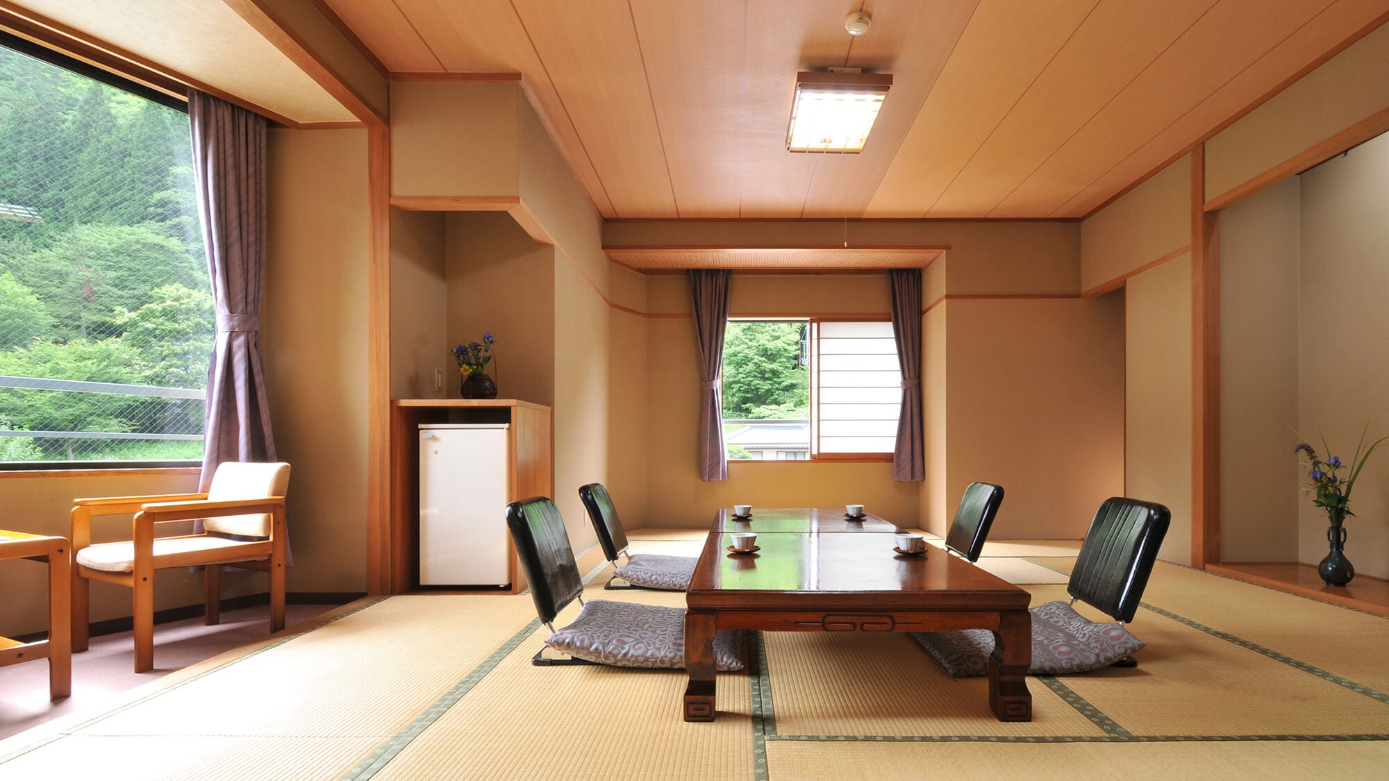 ★ [Non-smoking] Japanese-style room 14.5 tatami mats (with toilet)