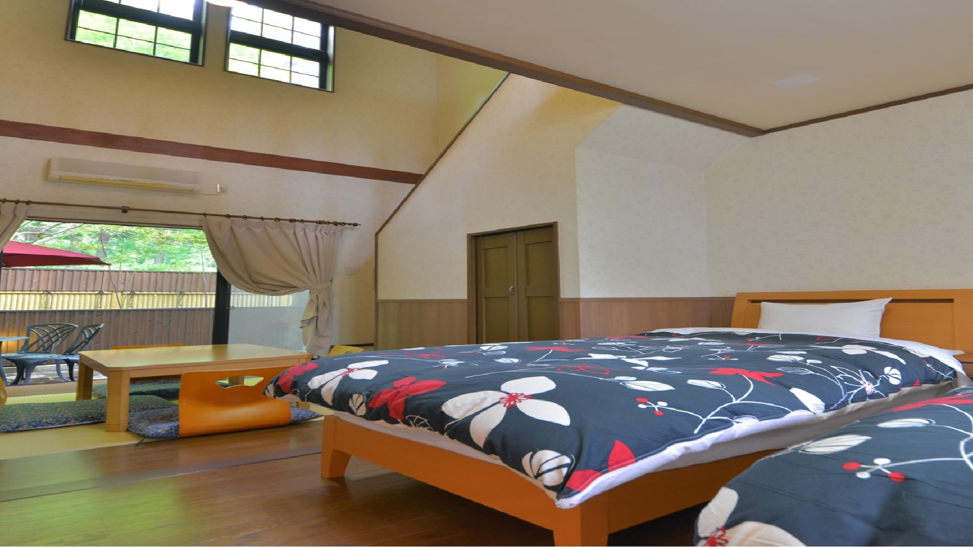 An example of a maisonette room with an open-air garden bath