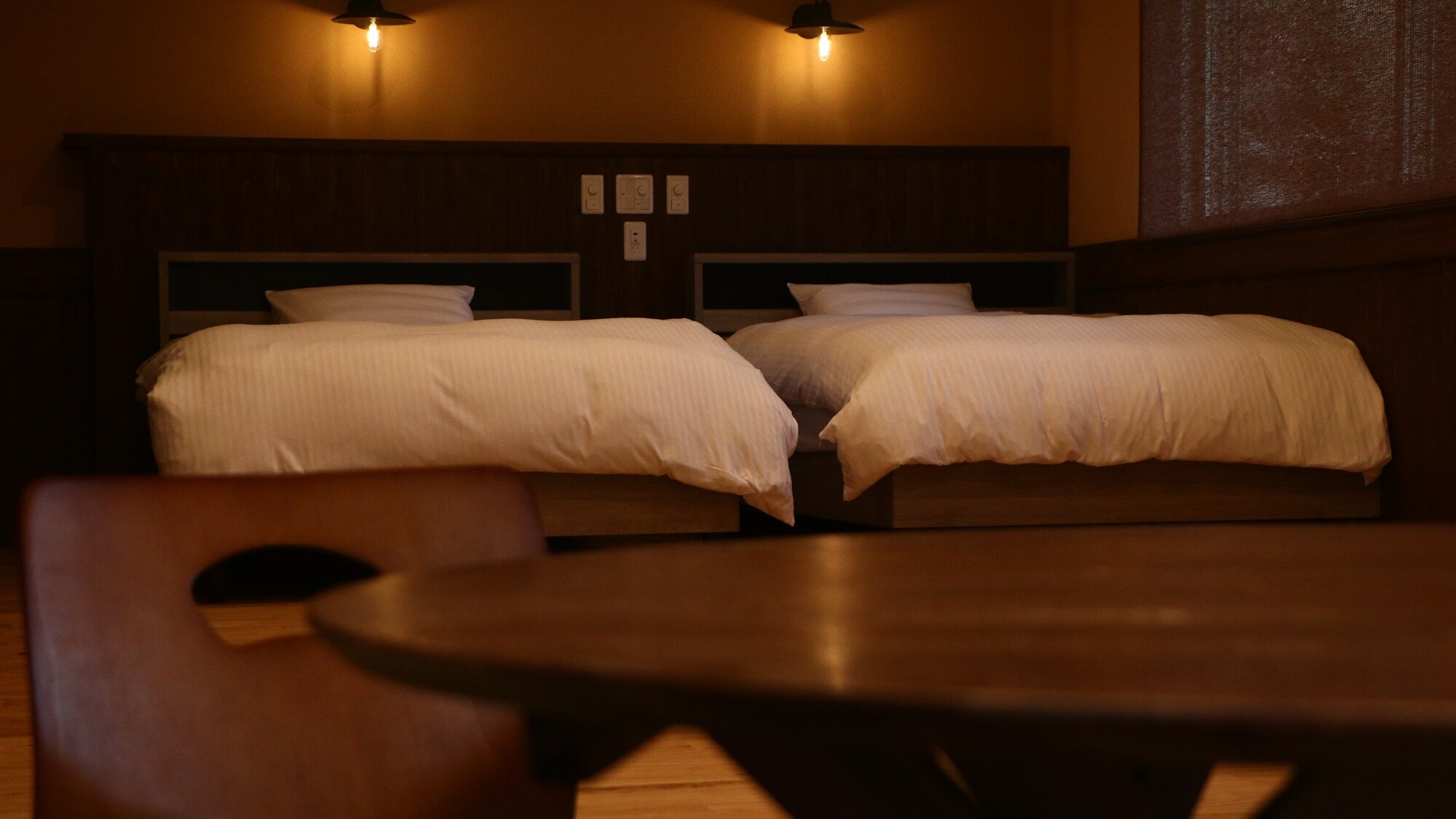 [Lampiran] Ruangan tempat percakapan dan tidur dapat dinikmati secara harmonis