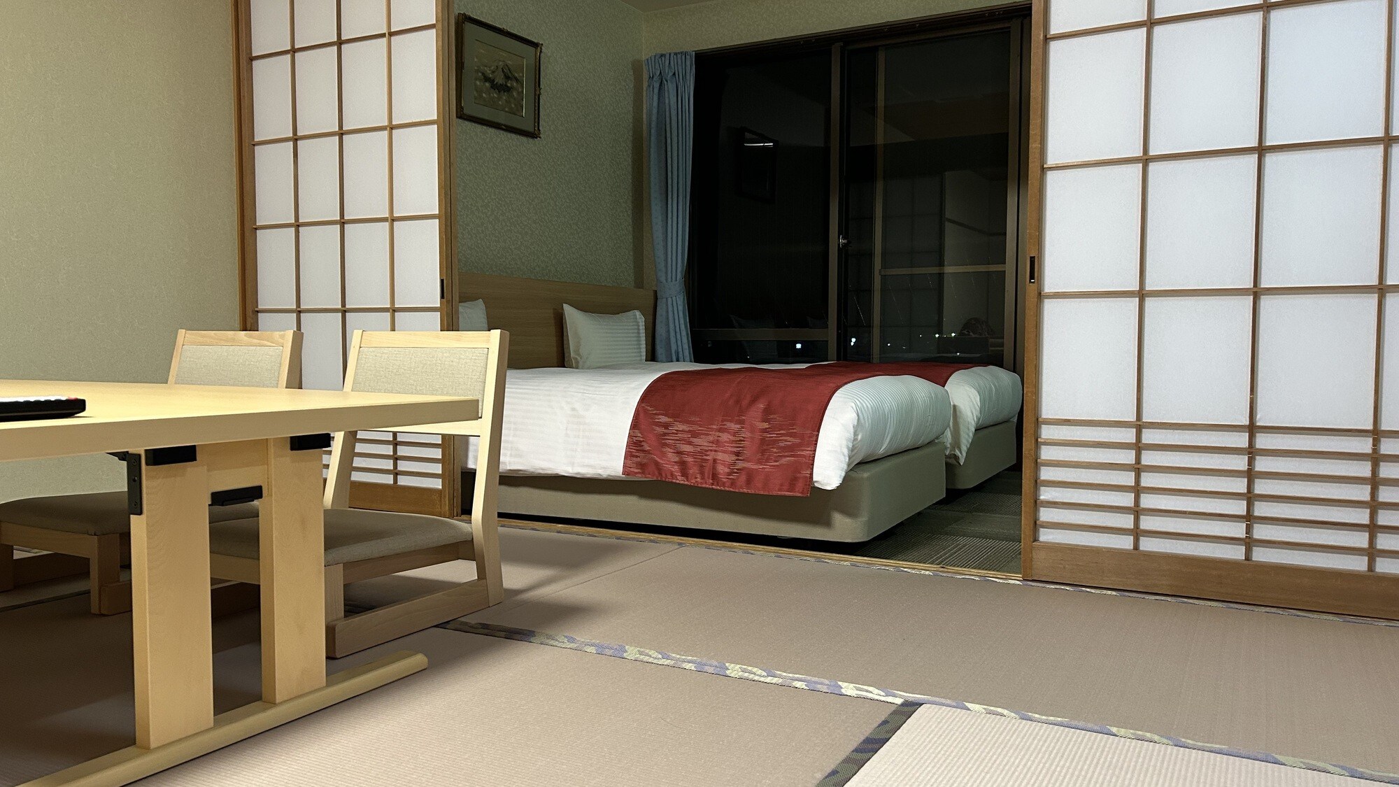 [Direnovasi] Kamar bergaya Jepang dengan 12 tikar tatami dan beranda yang luas (kamar sisi Gunung Fuji) Kamar twin bergaya Jepang