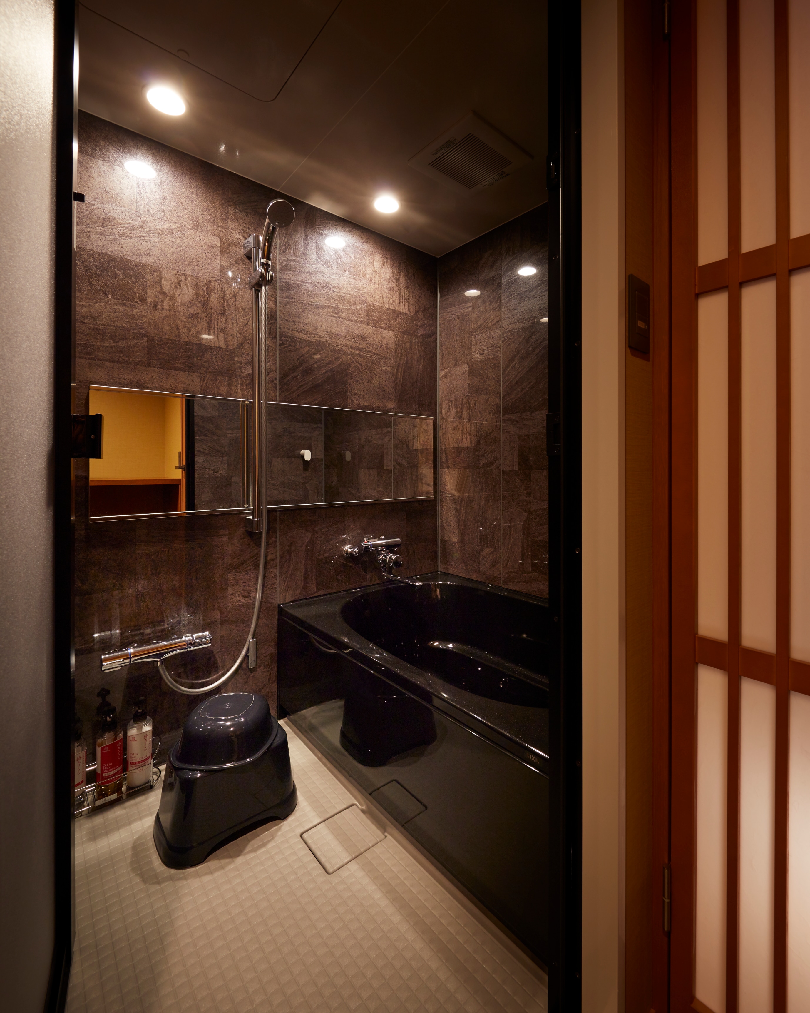 [Bath twin] Independent bathroom with washroom 21.4 square meters * Bath twin only