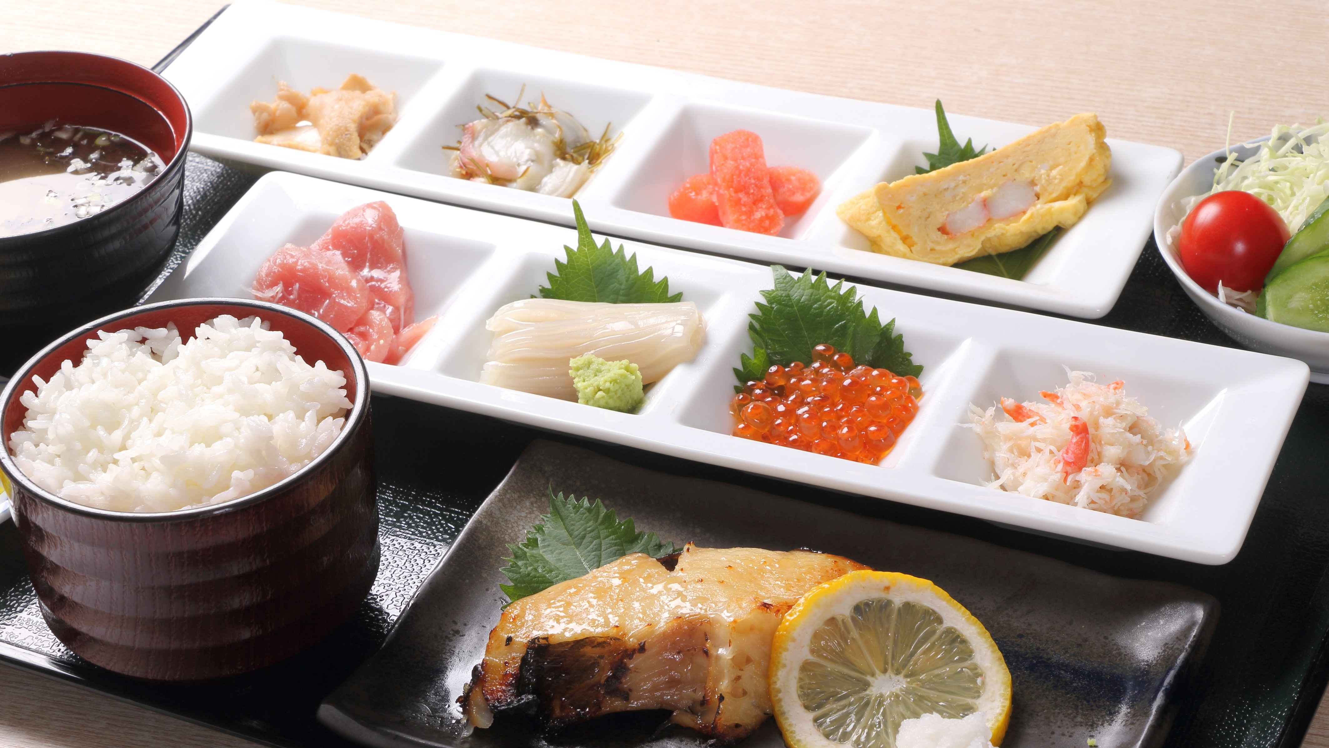 In-room dining at Suzuya Restaurant