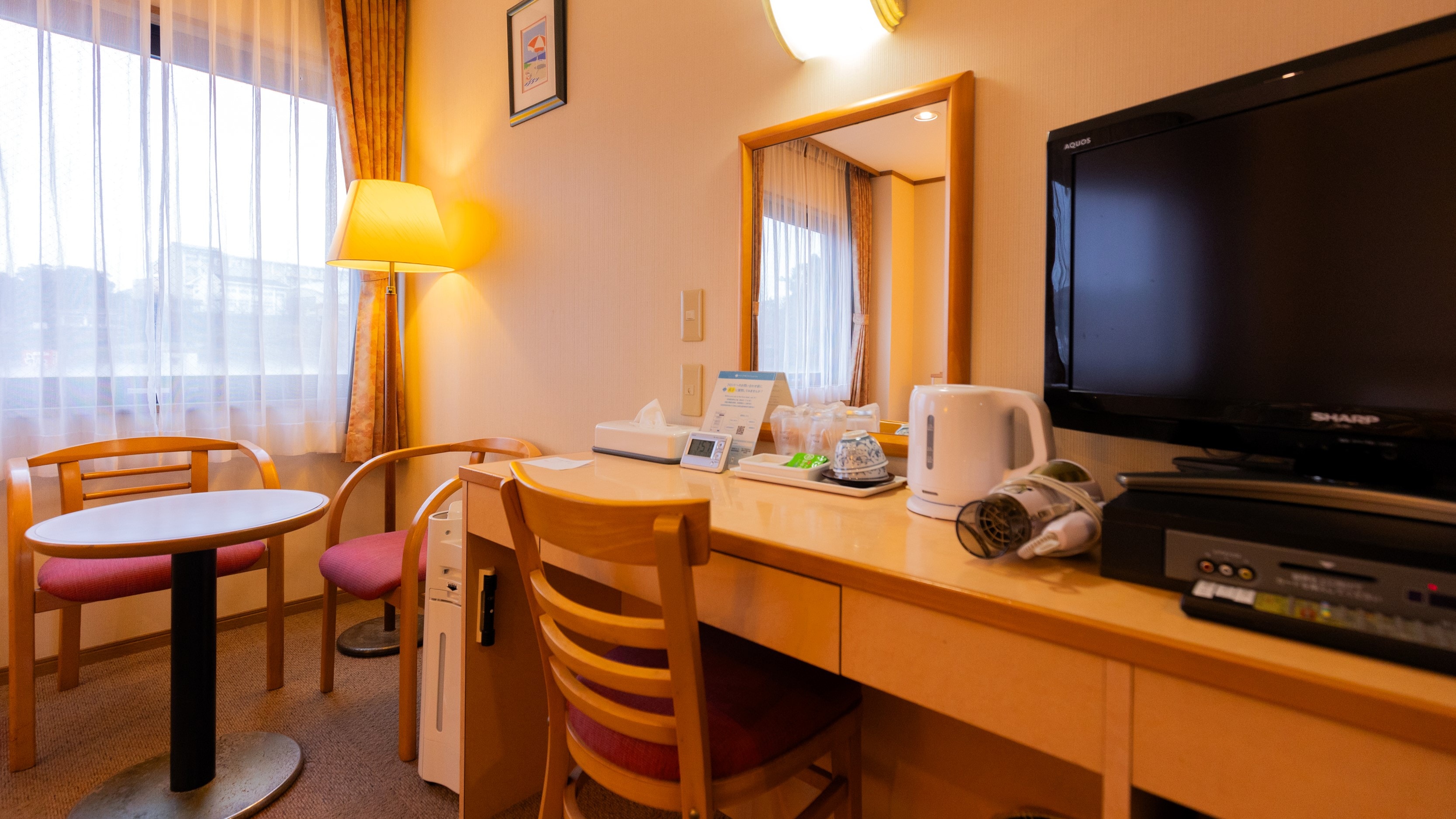 *[Room example] Twin. Perfect for a trip with a friend! It's a quiet space, so you can enjoy a moment of peace.