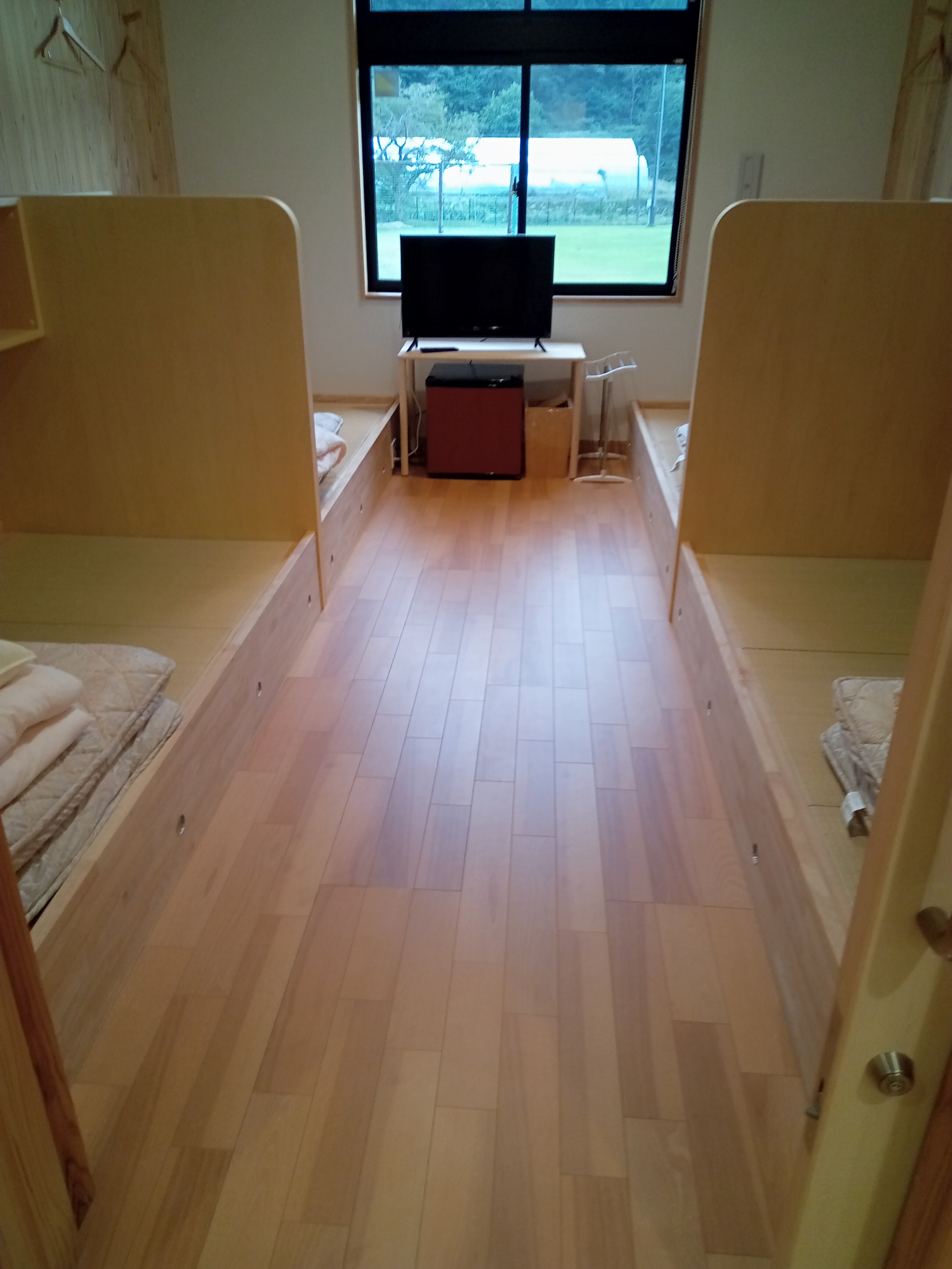 1st floor 4 person room