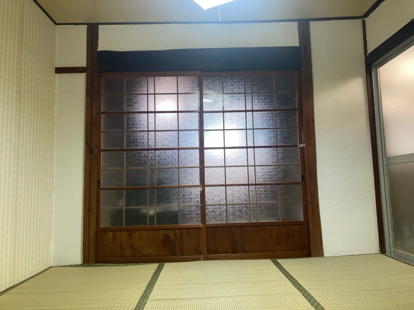 Honma: A photo of a 4.5 tatami Japanese-style room.