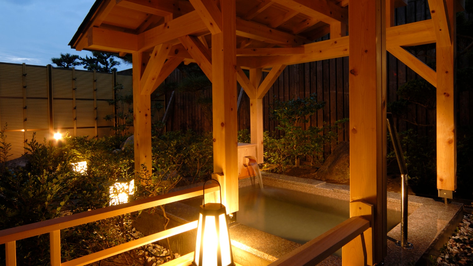 大浴场露天浴池