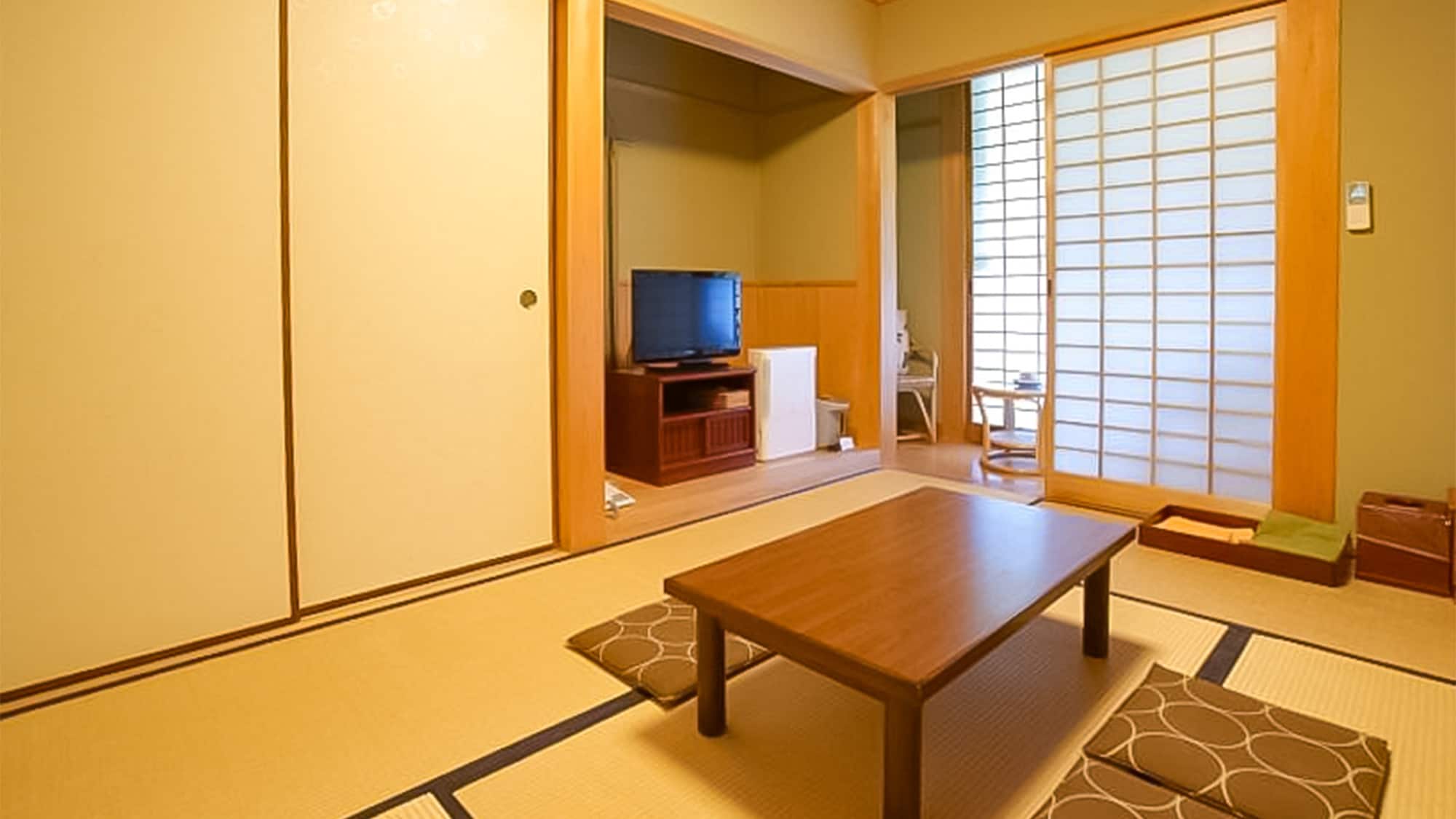 ・ [New building Japanese-style room] 6-mat Japanese-style room with toilet and shower with washing function