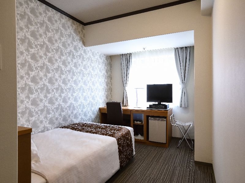7th floor single room A