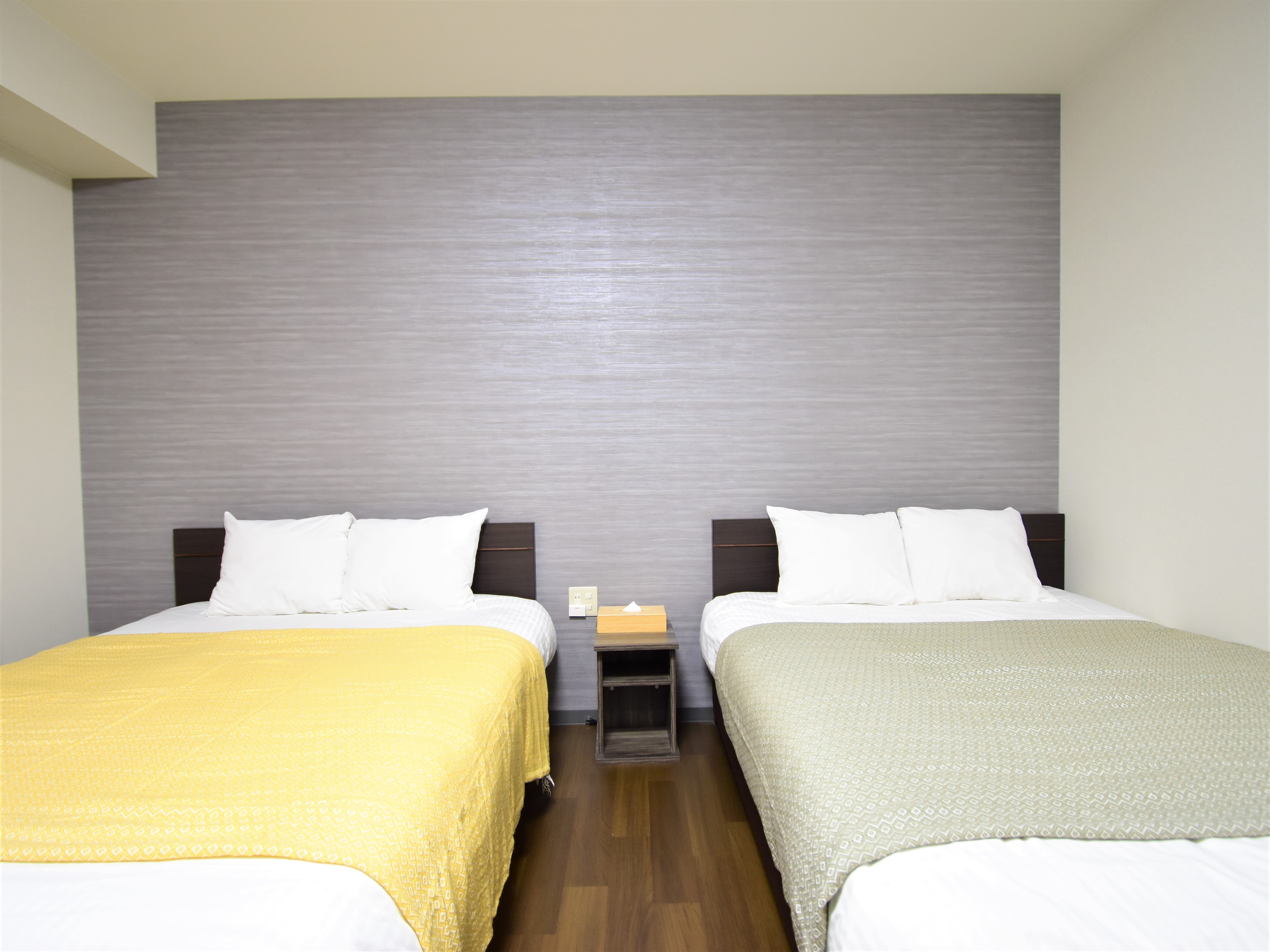 [Kamar 301 dan Kamar 401]