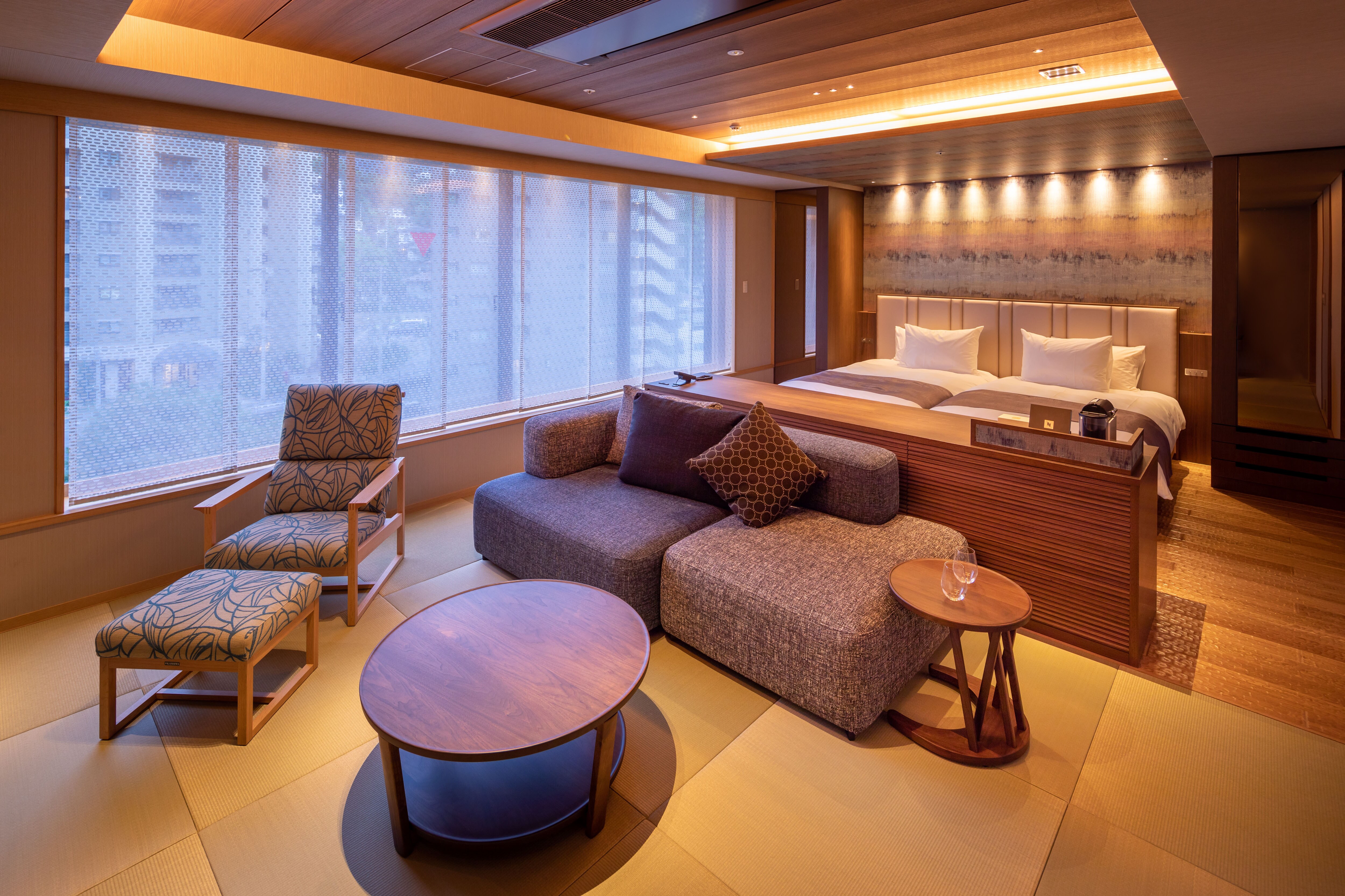 [Junior Suite with Jacuzzi] "CLIFFORD" 47 square meters