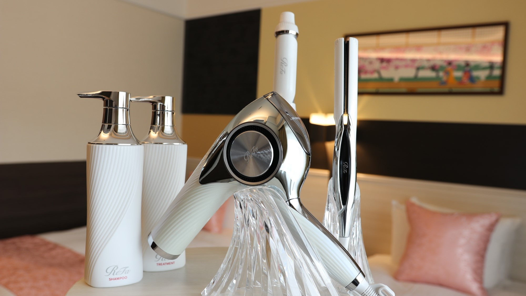 [ReFa Room] Experience ReFa shower heads and hair care items.