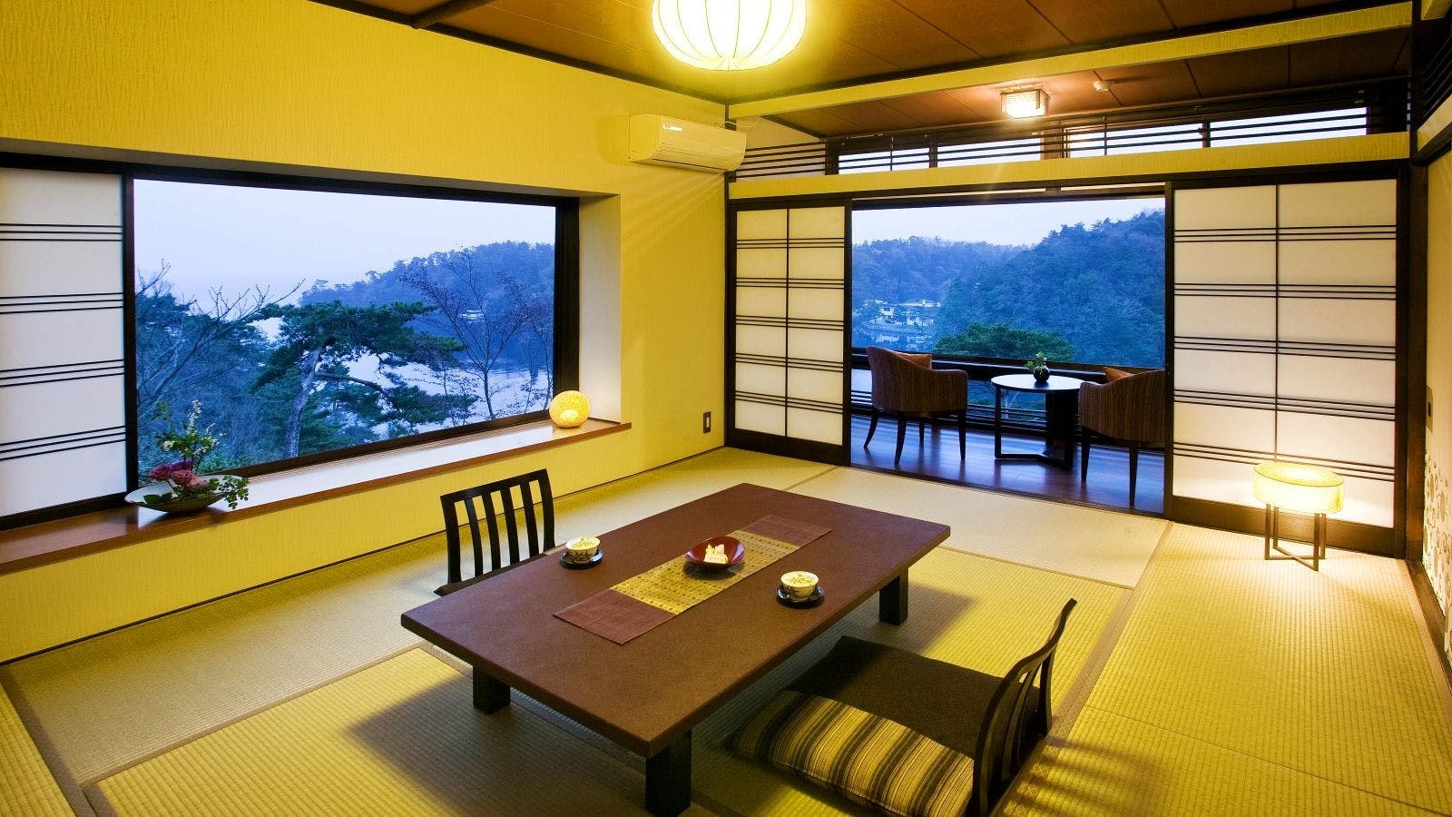 ★ Yu-YU- ★ (Japanese-style room 10 tatami mats + wide rim)