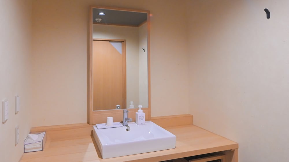 （鎮側別墅/10榻榻米日式房間）洗手間空間也在2017年進行了更新。