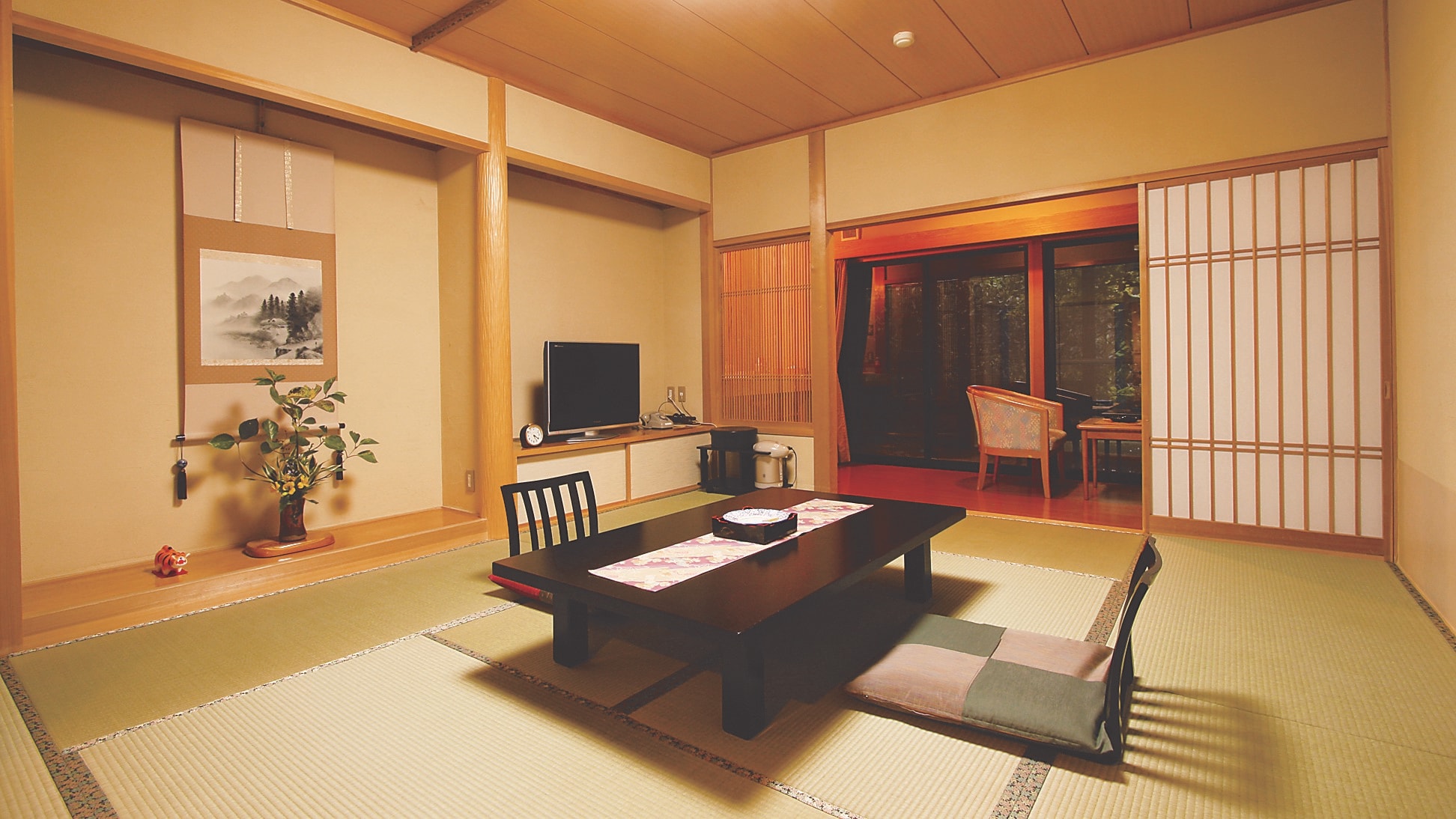 Japanese-style room with open-air bath