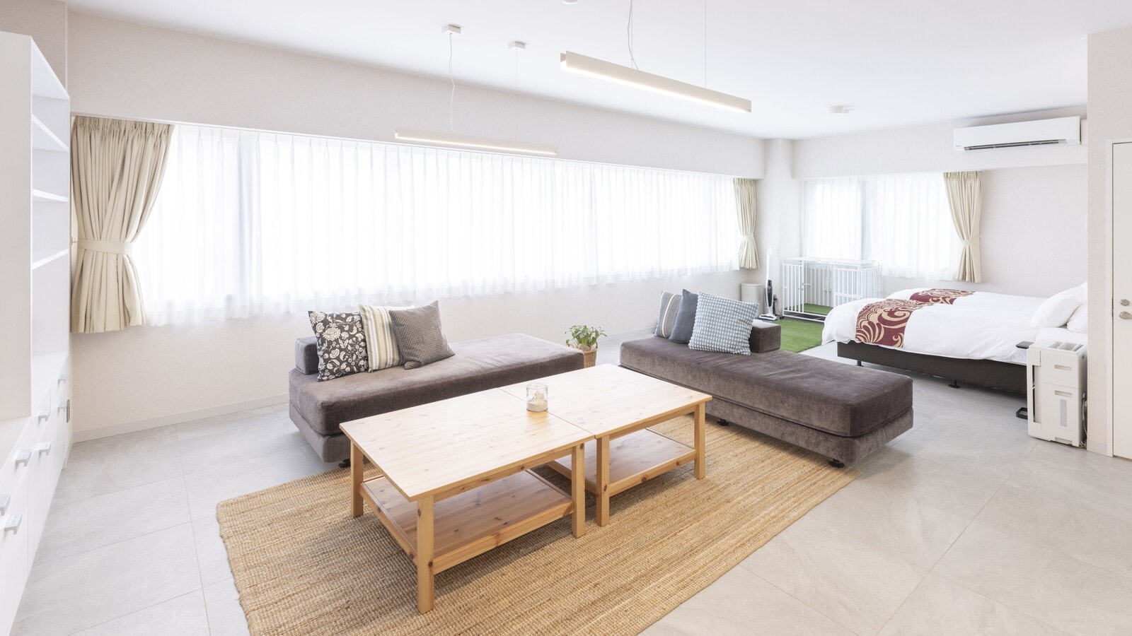 <Room 102 Dog Friendly Room>