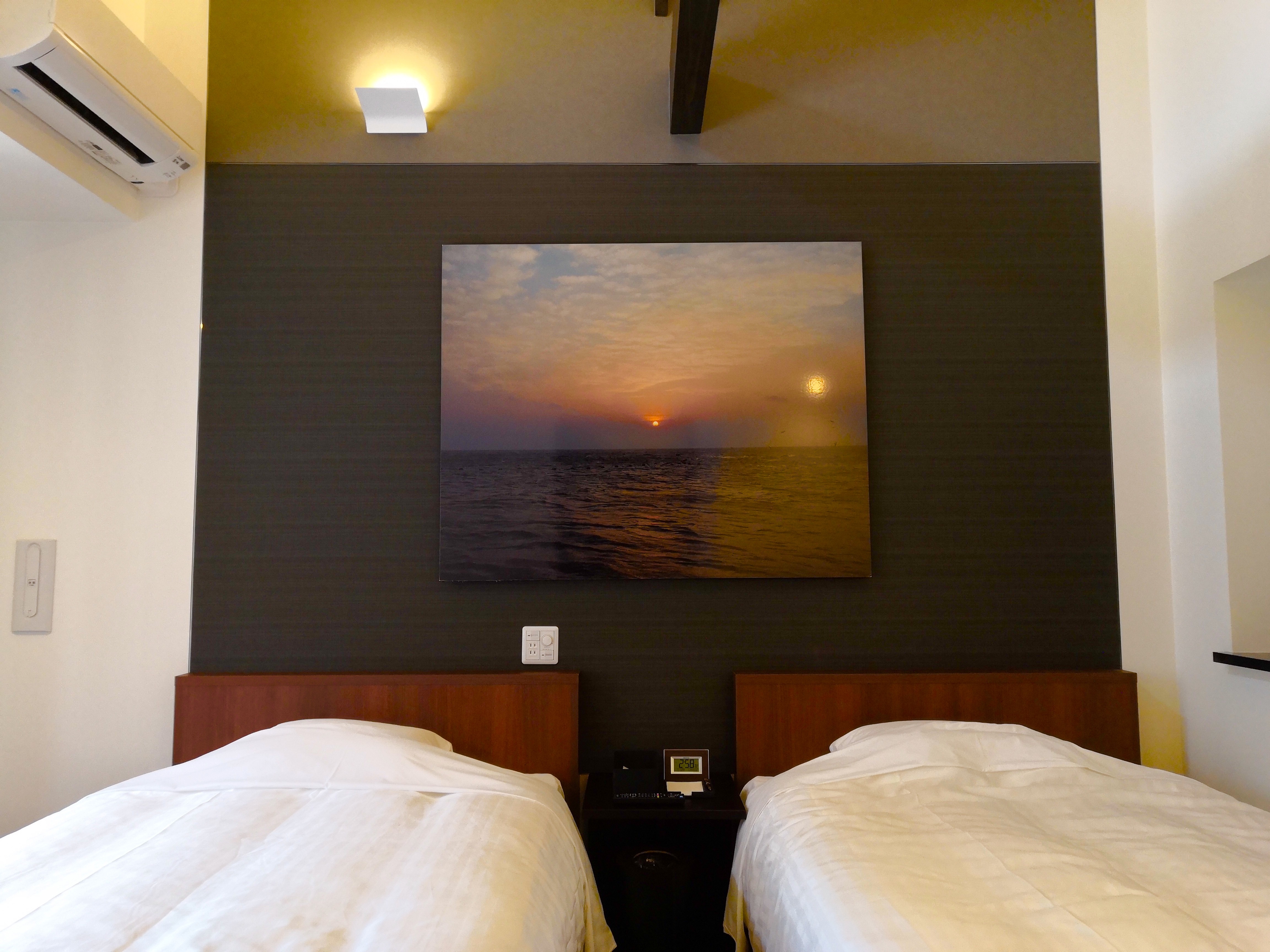 Moderate twin room