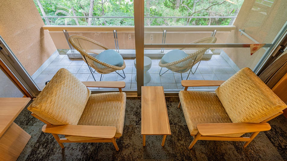 Japanese-style modern guest room Executive twin "Kazane"
