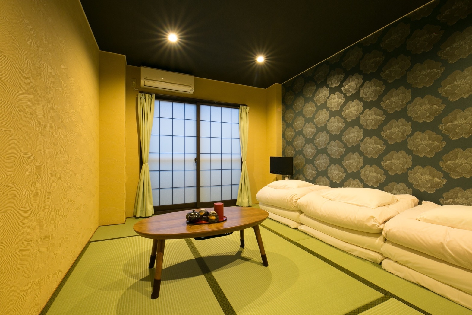 [Non-smoking] Japanese-style room for 1-4 people