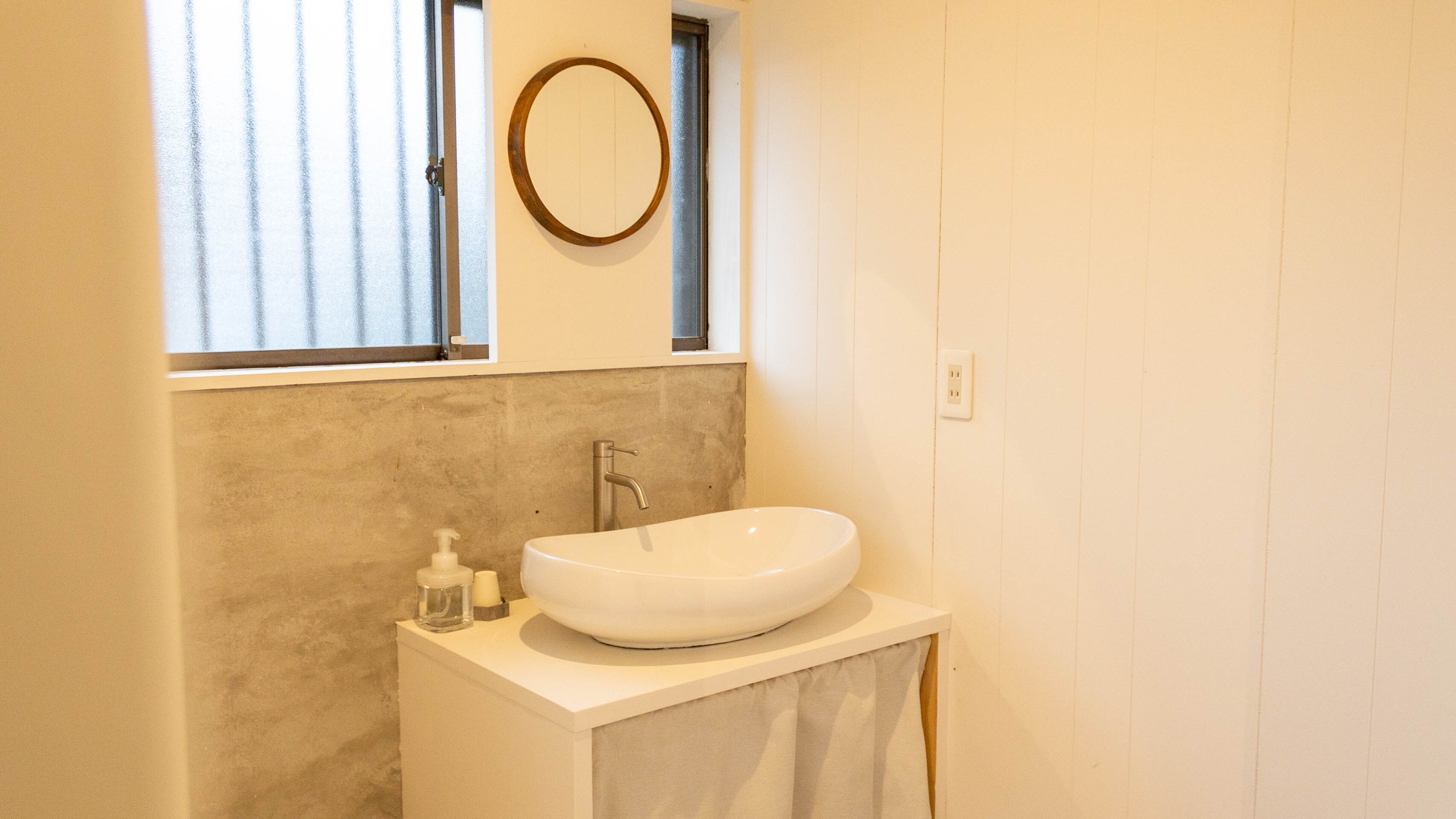 Washbasin