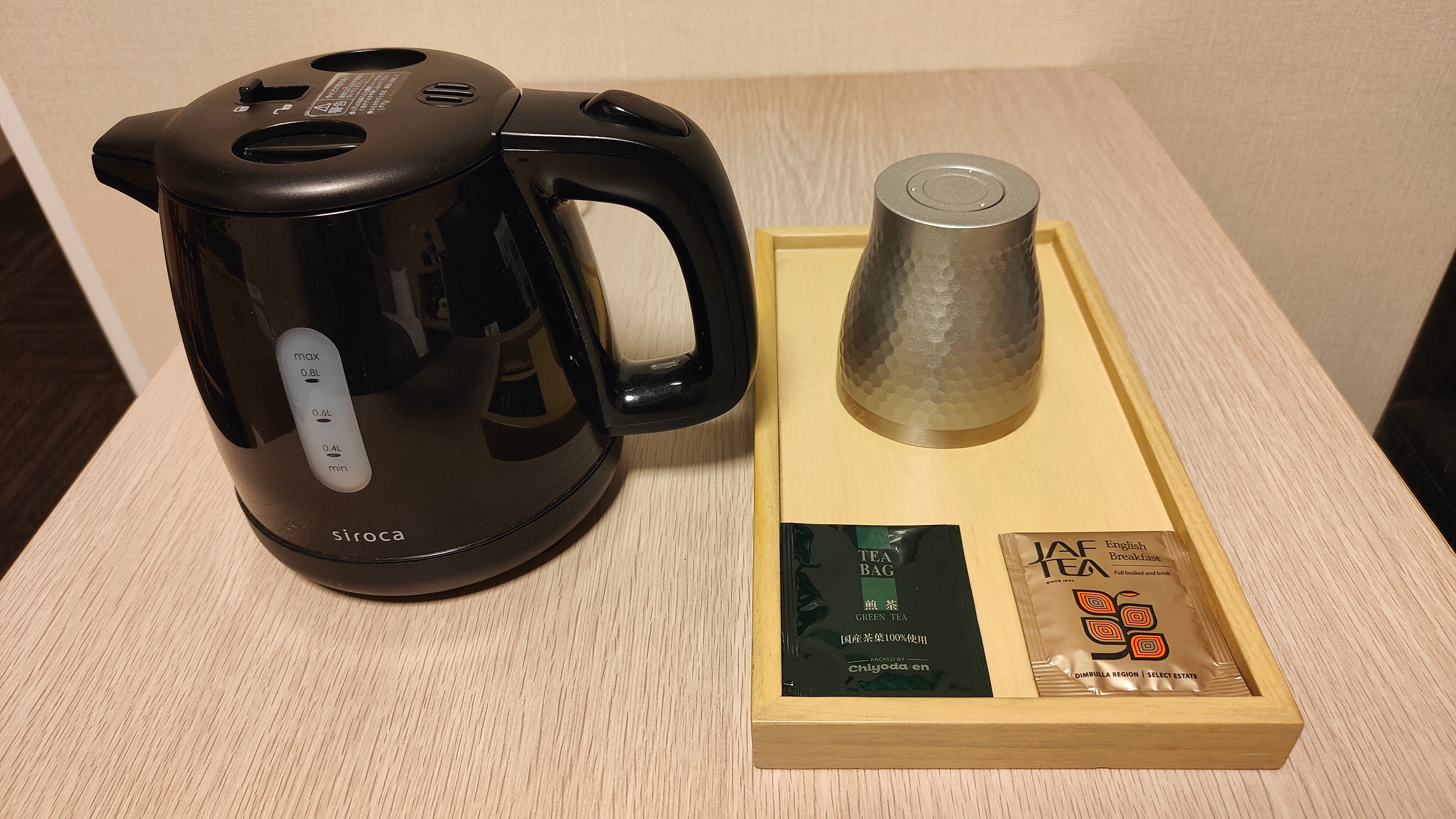 水壺，玻璃杯
