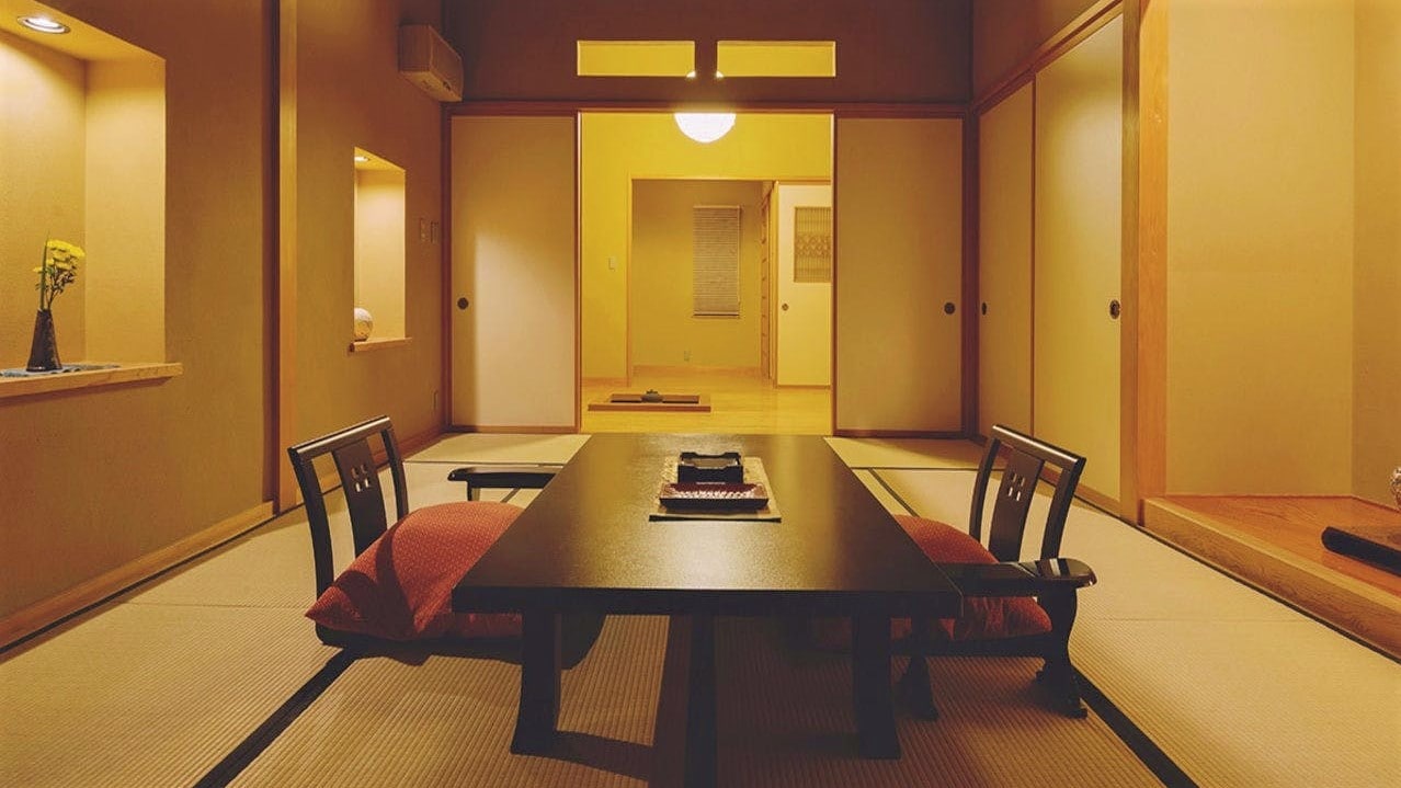 ห้องพักขนาดใหญ่ที่สุดพร้อมอ่างอาบน้ำกลางแจ้ง-Arashiyama
