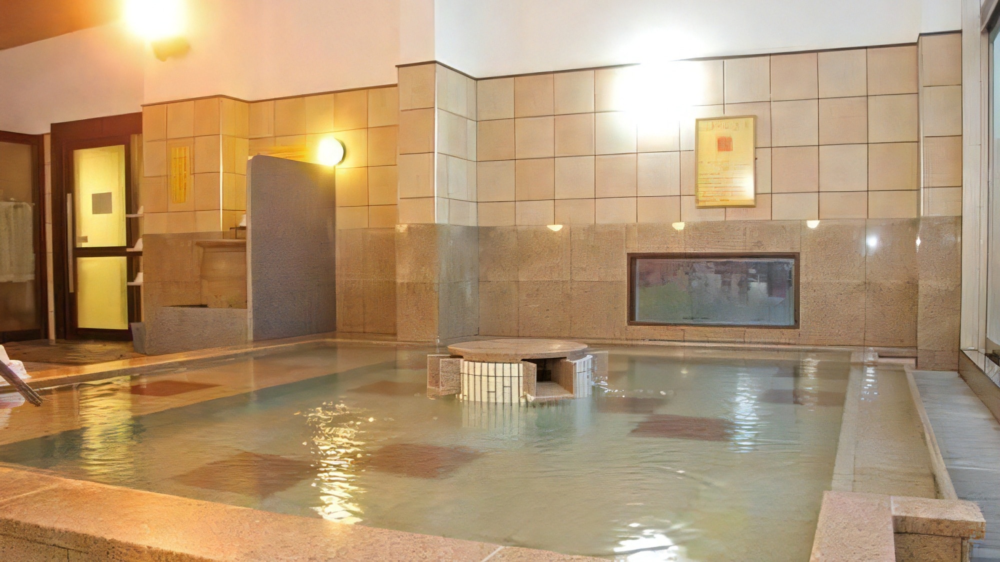 Hot spring: Indoor bath