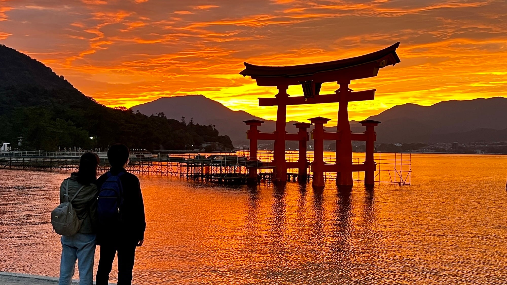 《Reiwa Major Renovation》 Memories of Japan's Three Views "Miyajima" Taken on October 17