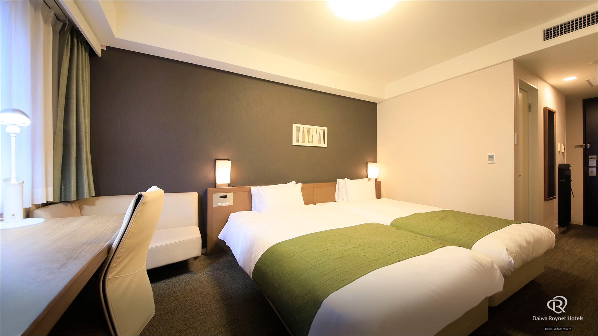 Hollywood Twin Room