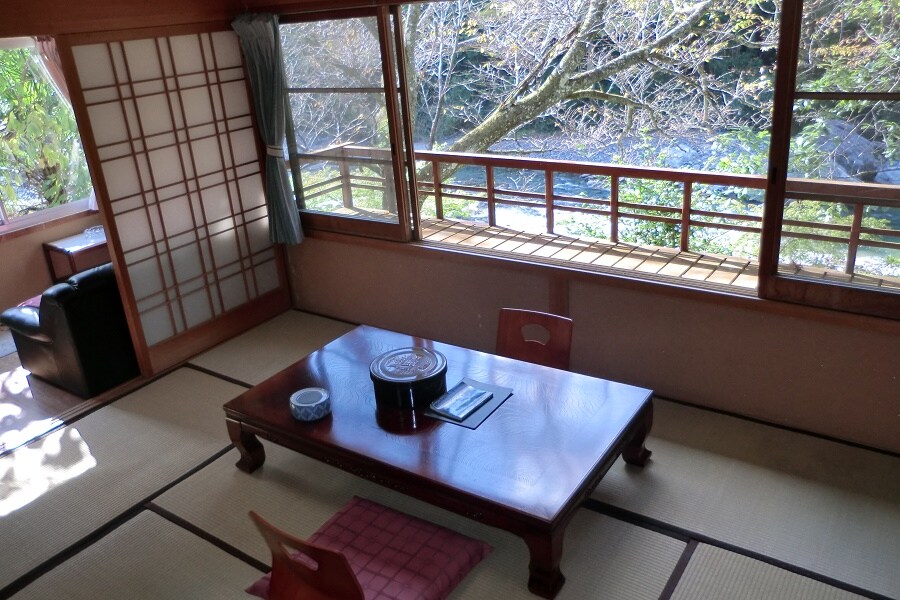 แม่น้ำทาคามิจากห้องพัก