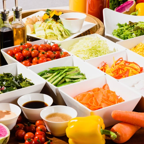 8種新鮮蔬菜和蒸蔬菜【自助早餐】