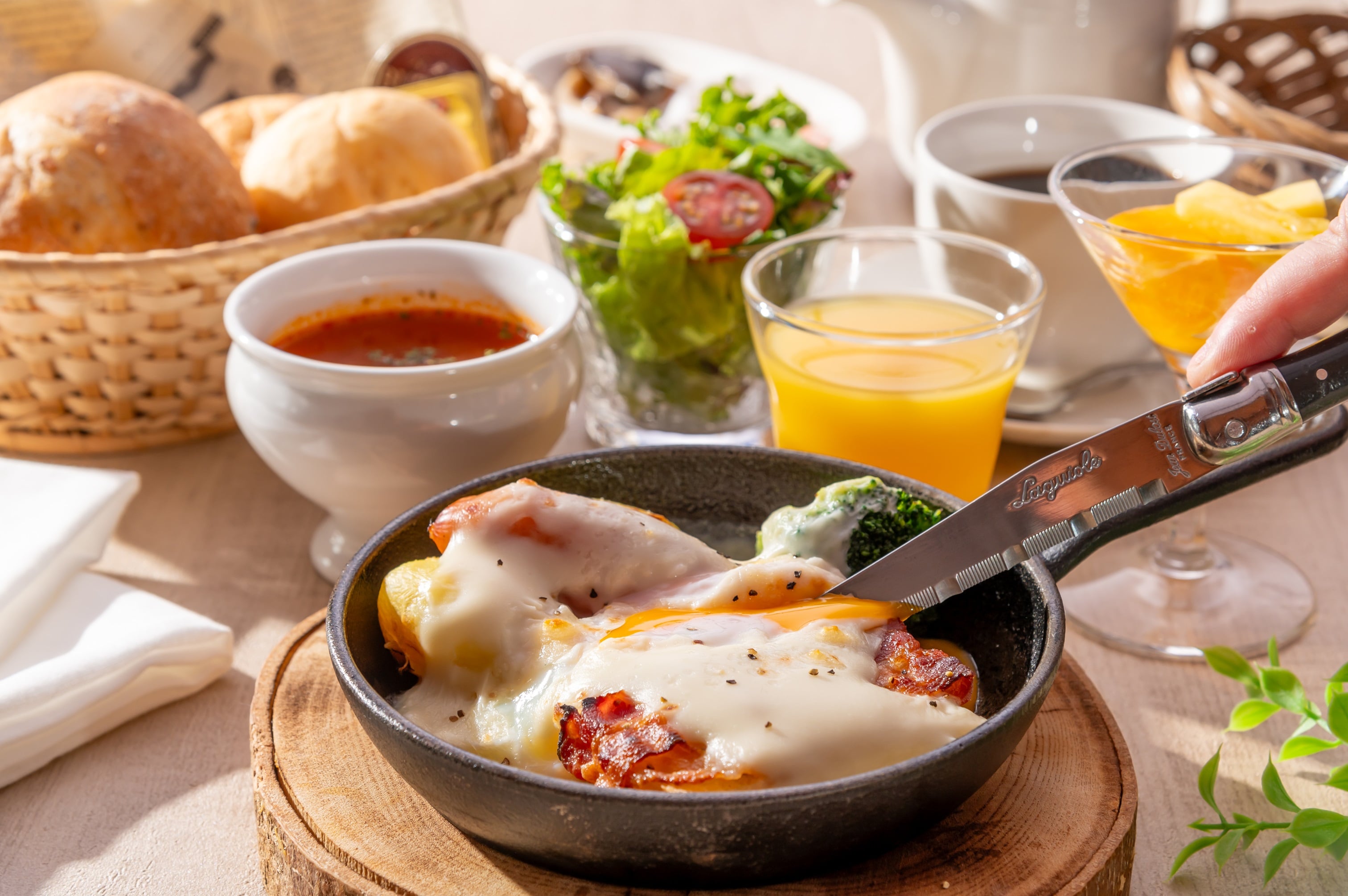Western breakfast