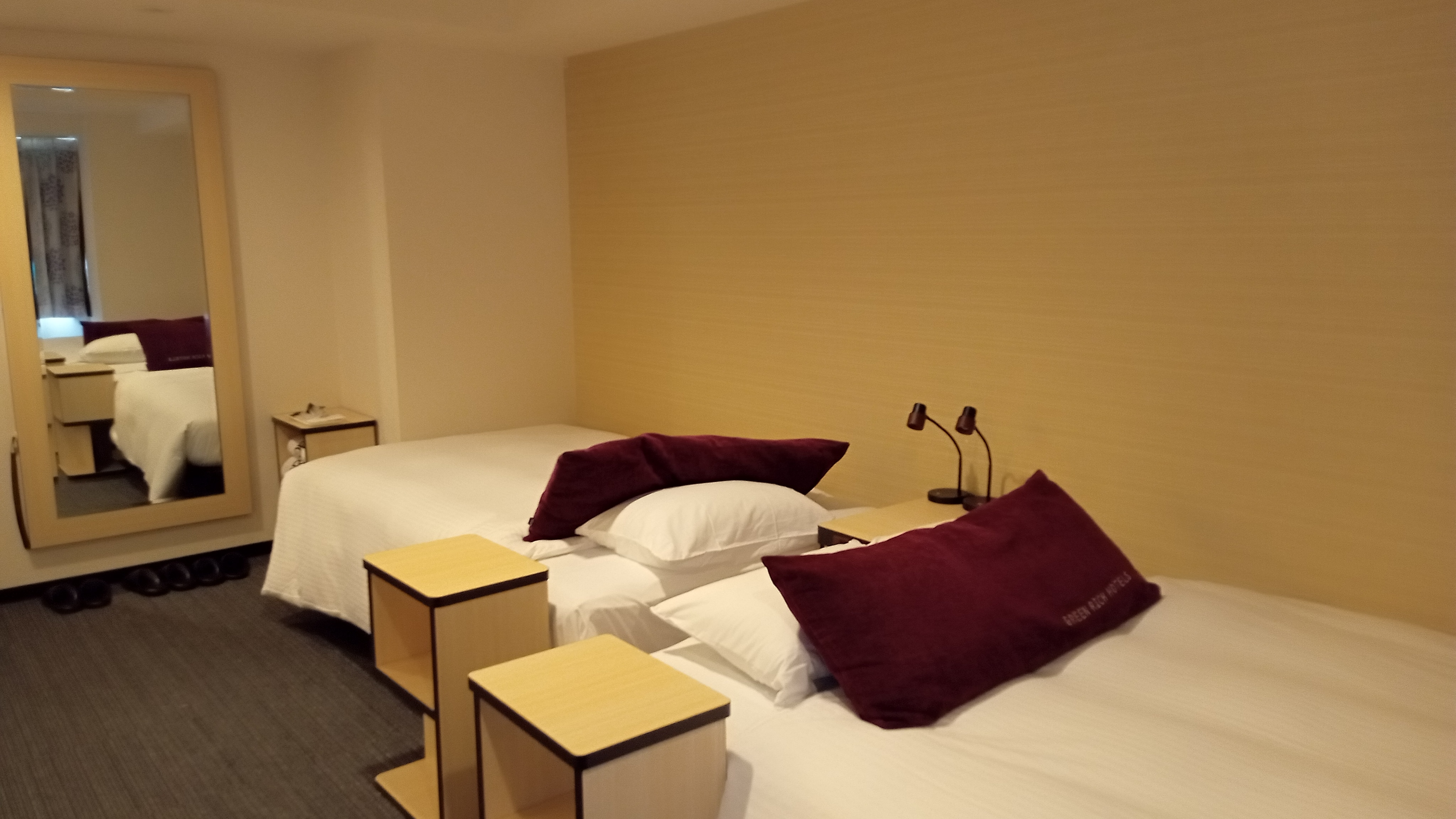 ■ Gia đình ※ Chỉ cấm hút thuốc