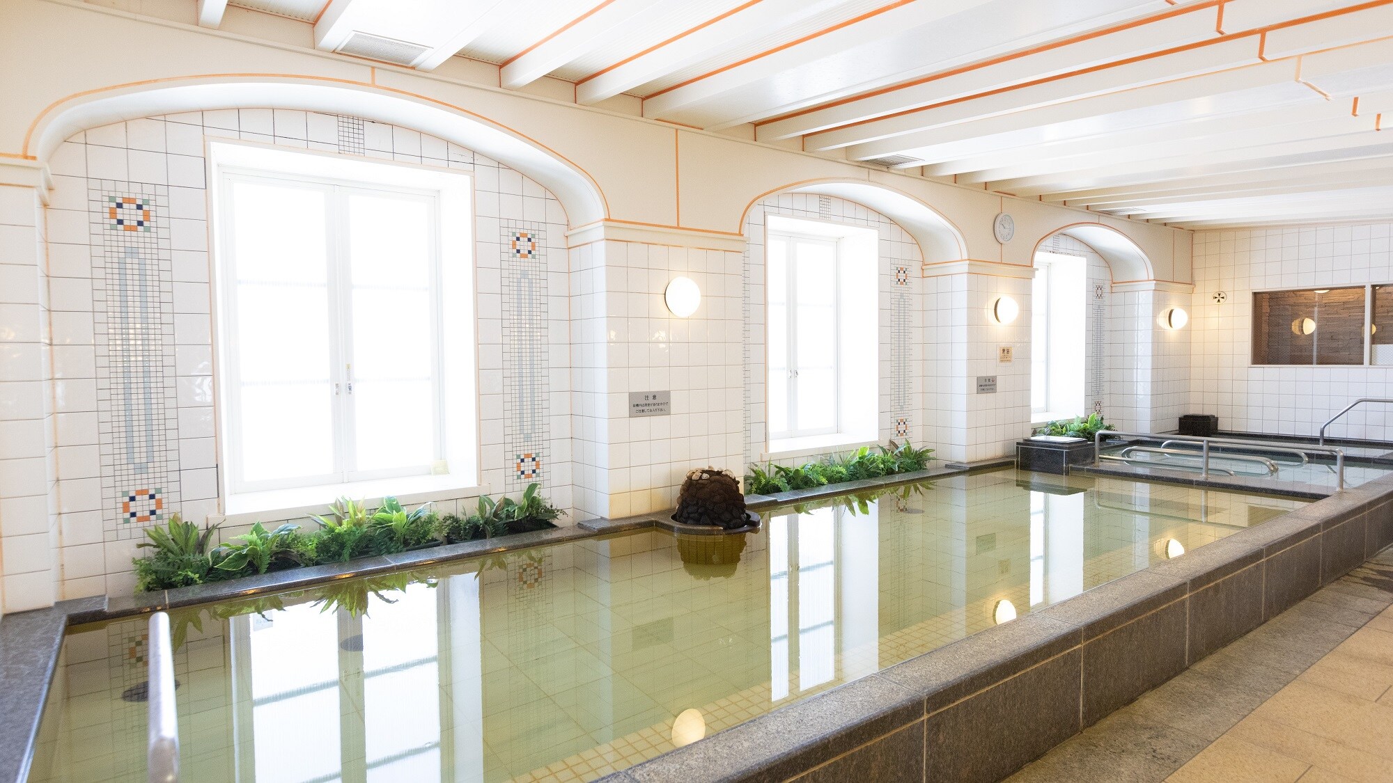 Healing natural hot springs [Sky Spa "Sala Terrena (17F)"]