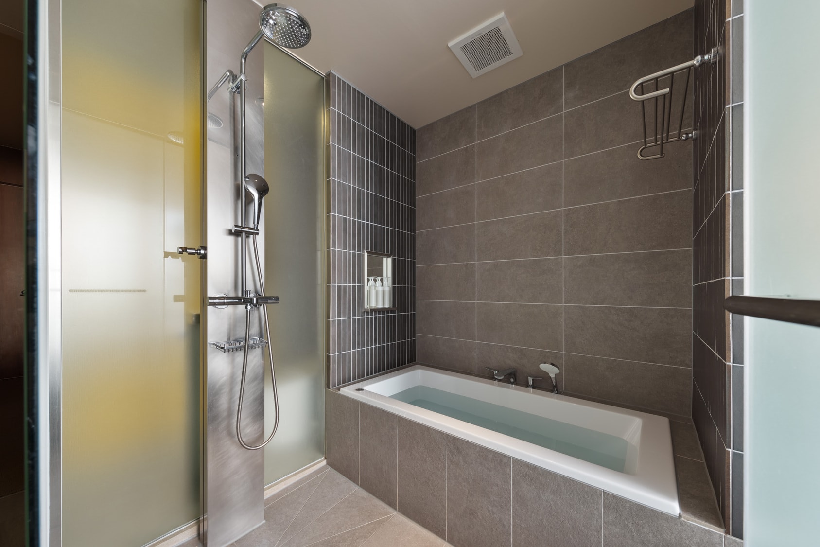 Kamar Mandi King Eksekutif