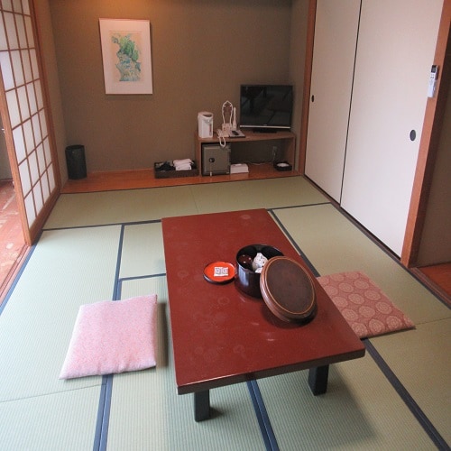Main building Japanese-style room [10 tatami mats] equipped with wi-fi