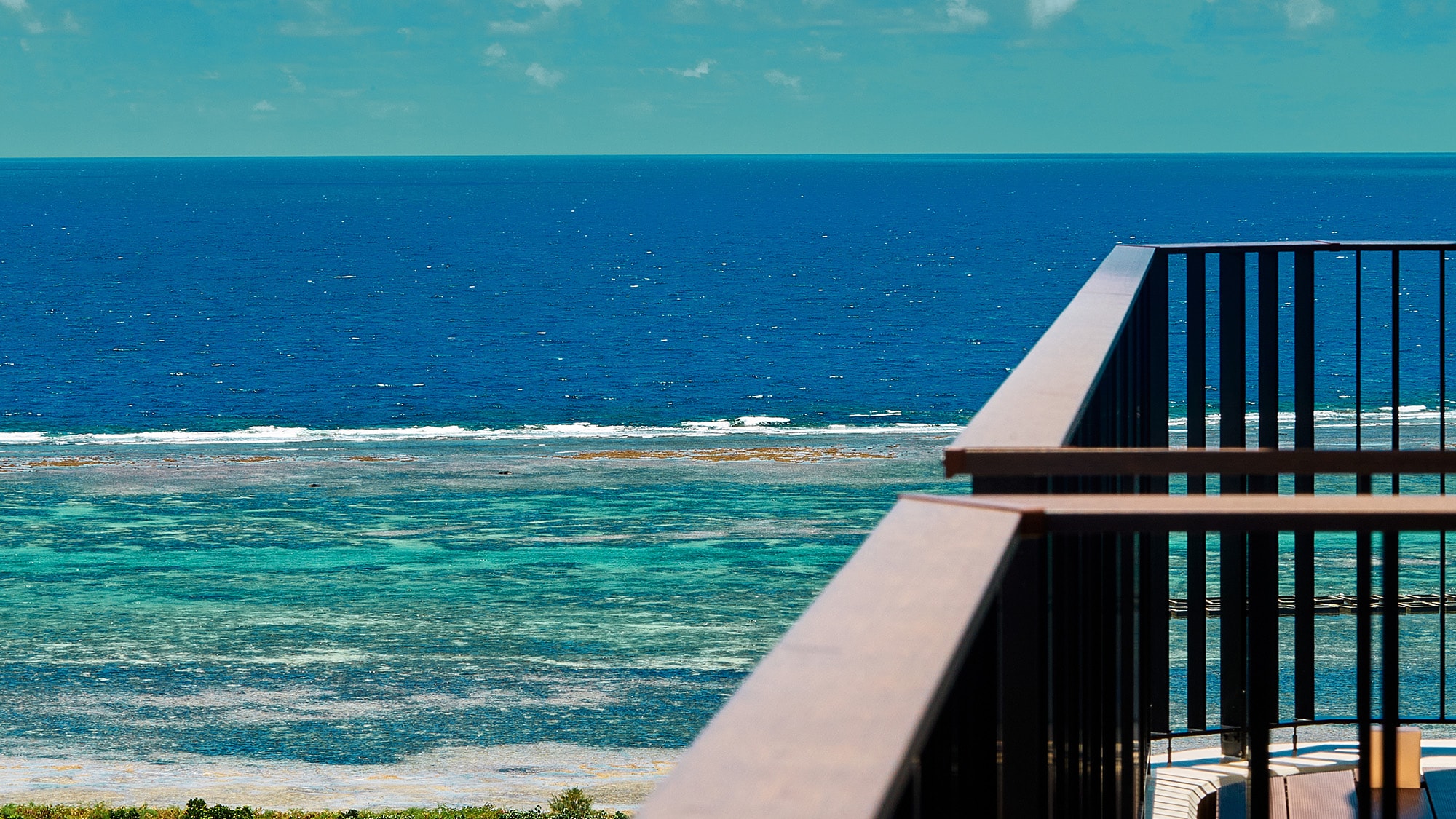 สัมผัสท้องทะเล