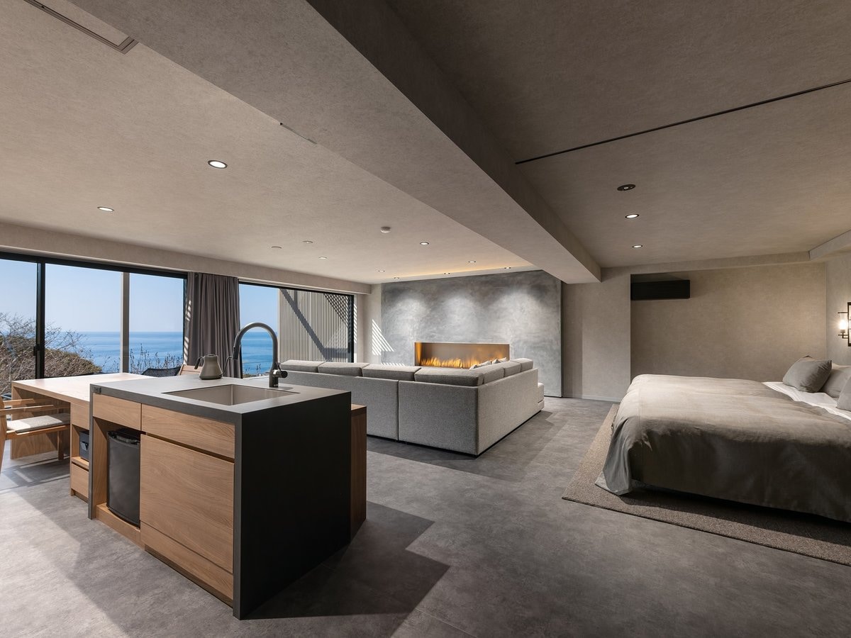 TheMana suite [พร้อมอ่างอาบน้ำกลางแจ้งและซาวน่า] แบบตะวันตก
