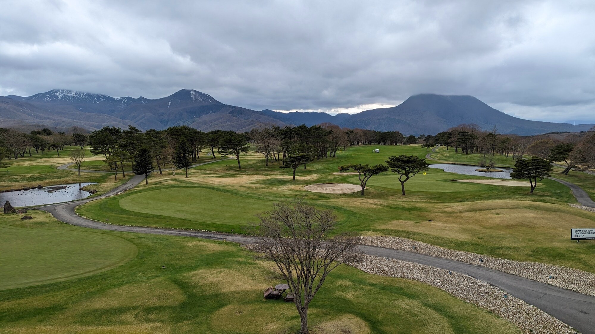 Twin room *Course view/view